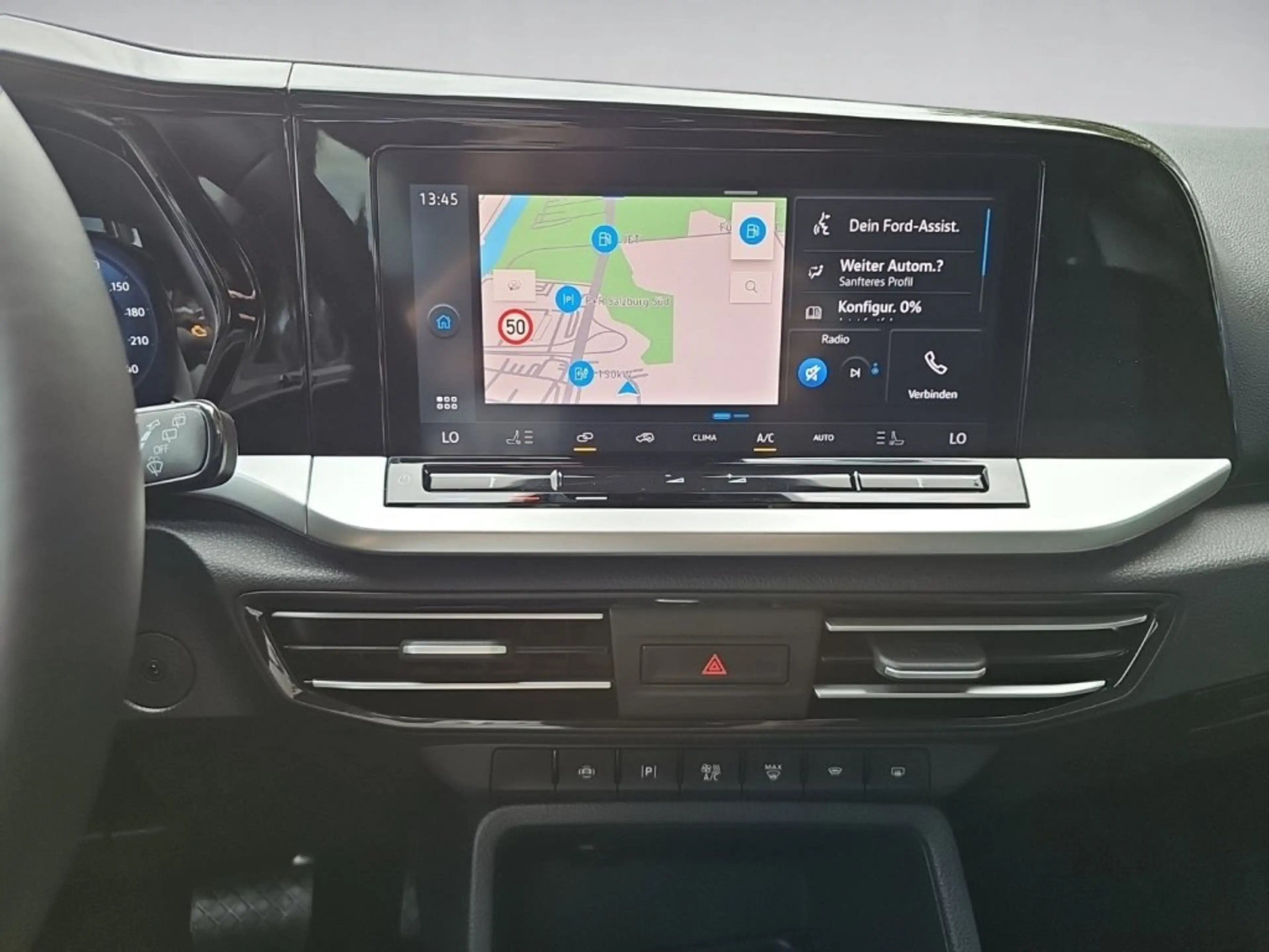 Ford Grand Tourneo Connect Titanium 2,0L Eblue 122PS A FWD — photo 12