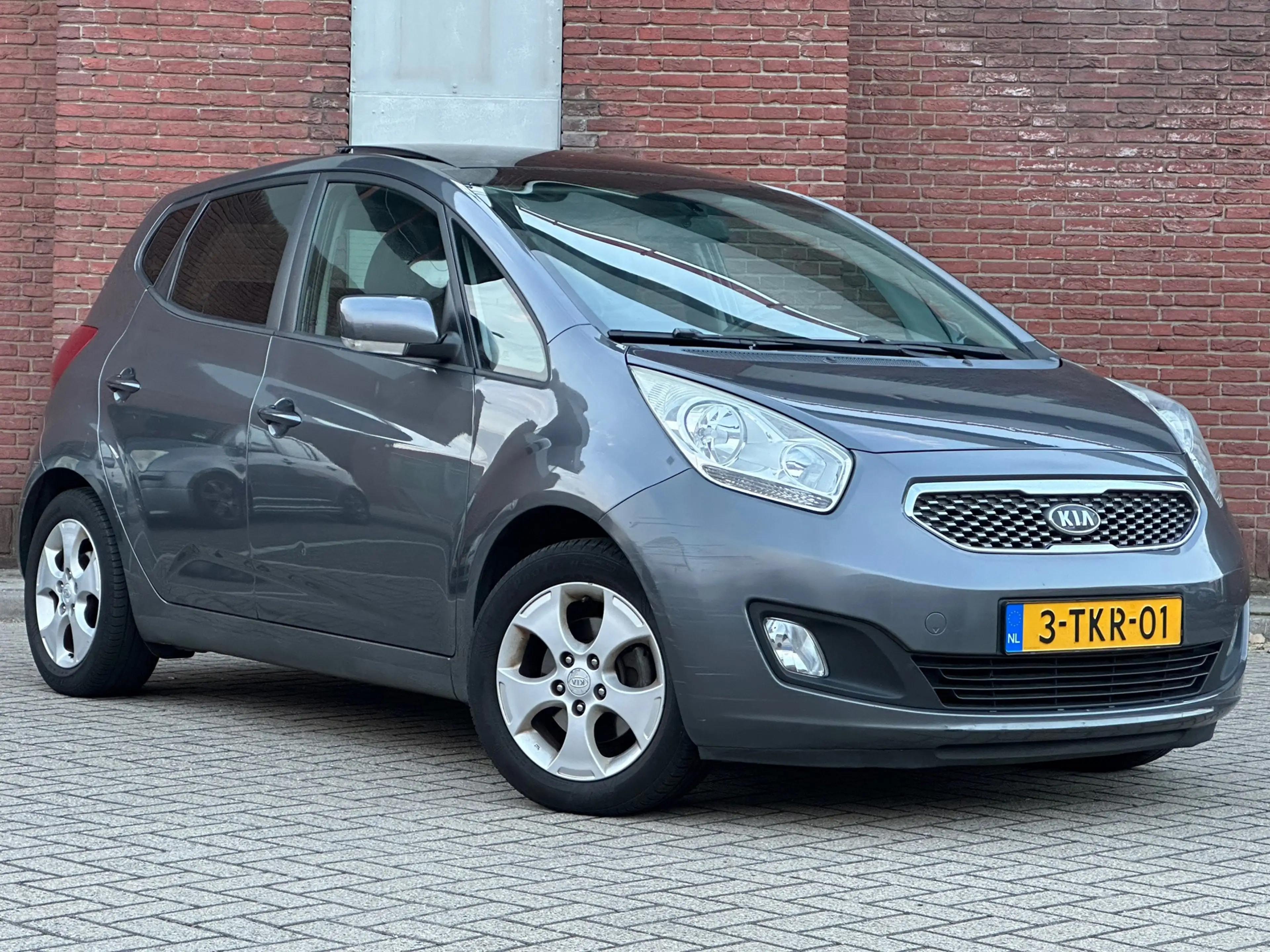 Kia Venga 1.6 CVVT X-ecutive|AUTOMAAT|PANO|CRUISE|TREKHAAK