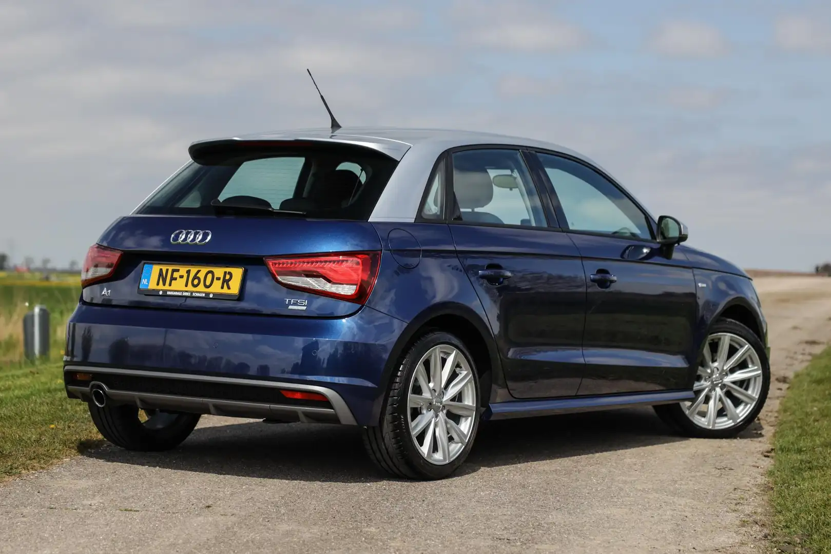 Audi A1 Sportback TFSI S-Line ✅ Navi ✅ 17 inch ✅ Cruise Blauw - 2