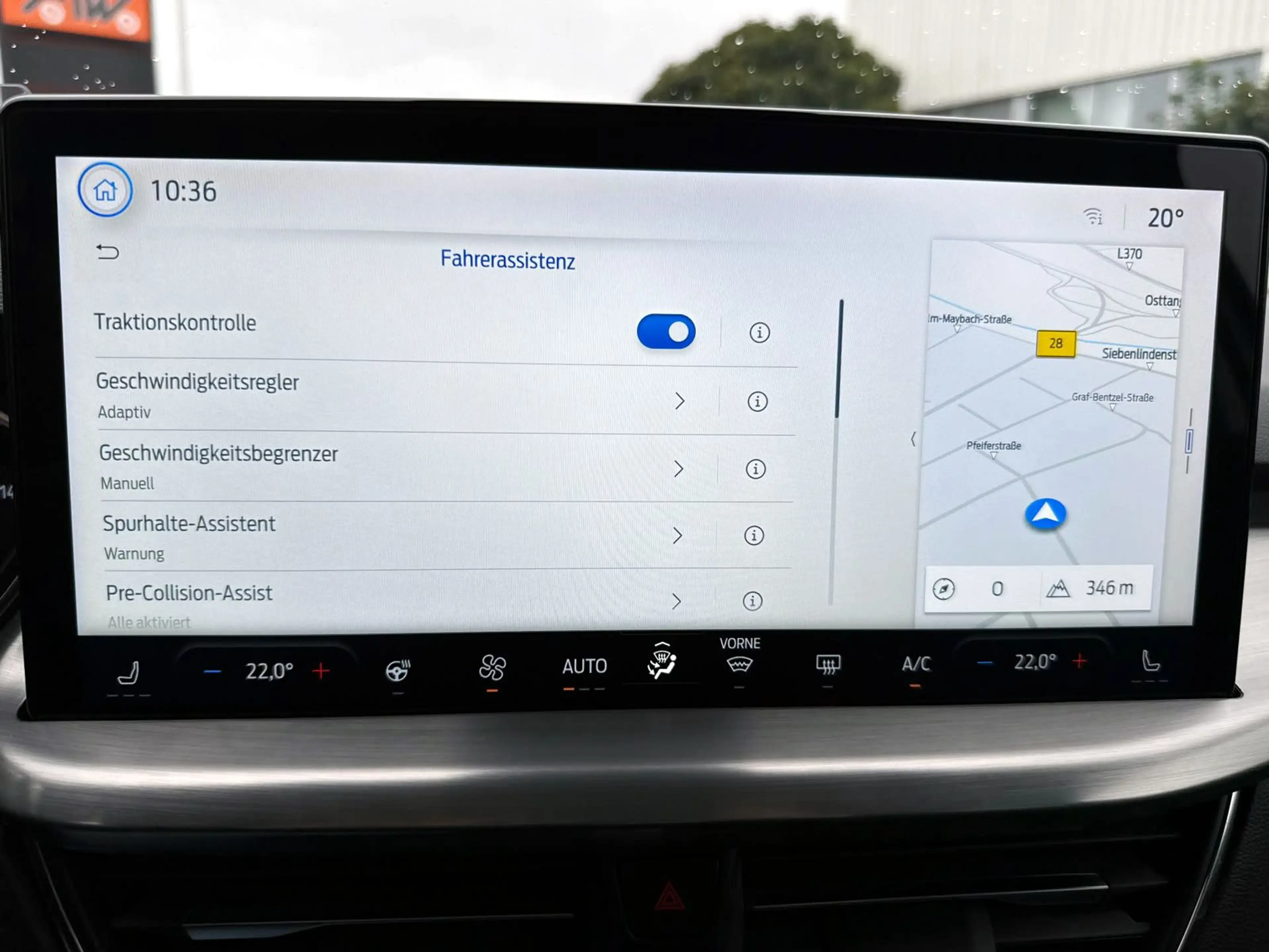 Ford Focus Turnier 1.0 EB Titanium AHK ACC KAM B&O BT — photo 11