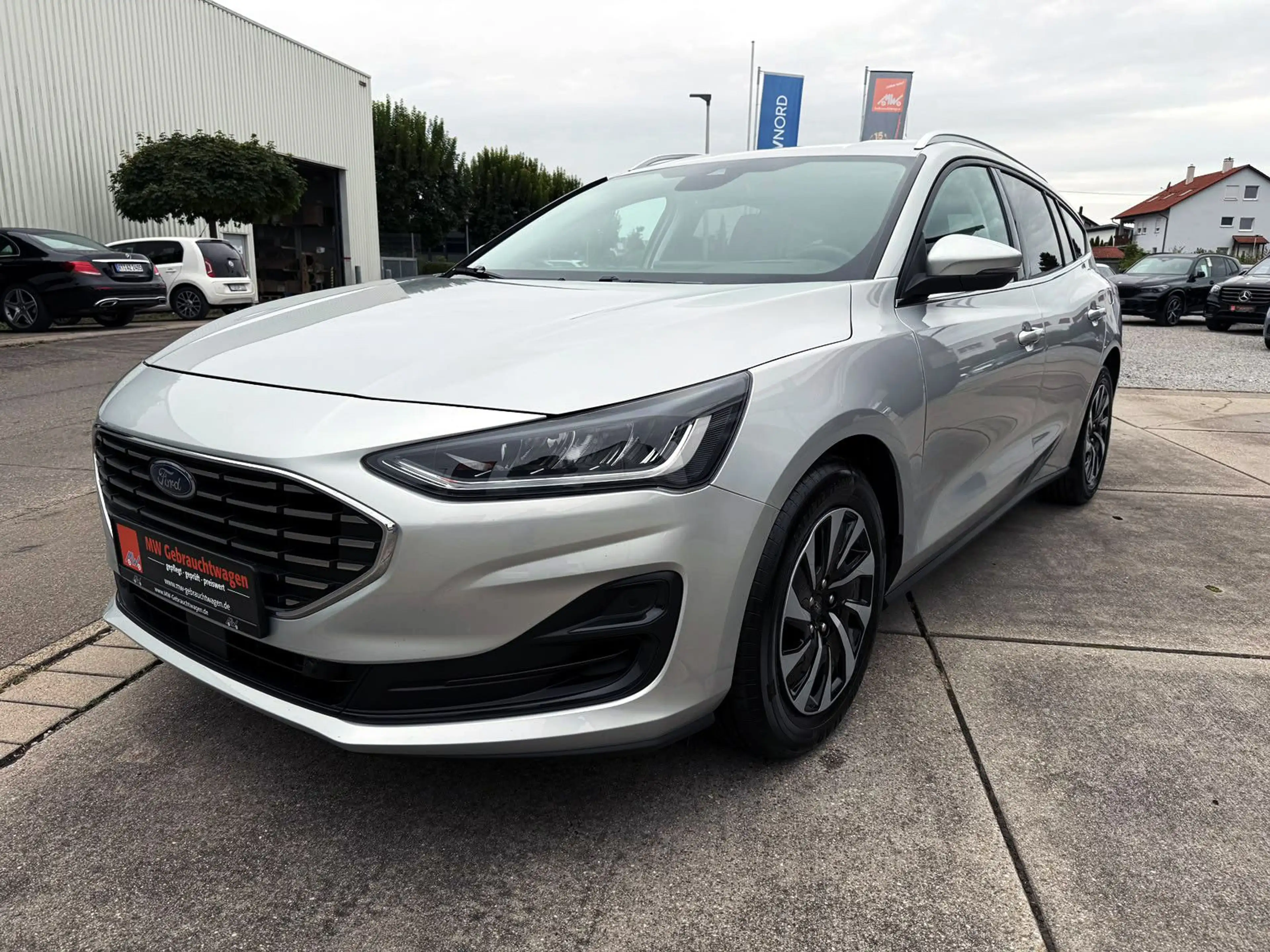 Ford Focus Turnier 1.0 EB Titanium AHK ACC KAM B&O BT — photo 4