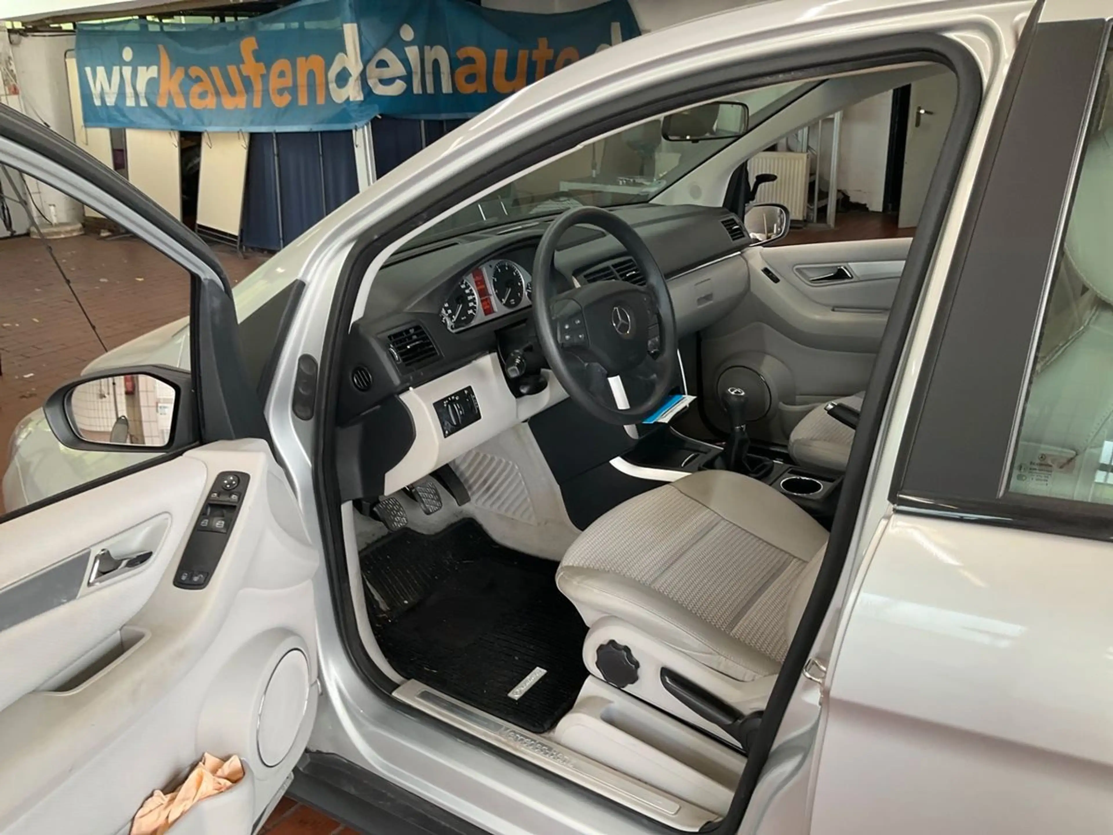 Mercedes-Benz B 170 *1.Hand*Nur 37.000KM*Tüv Neu*Insp.Neu*PDC — photo 3