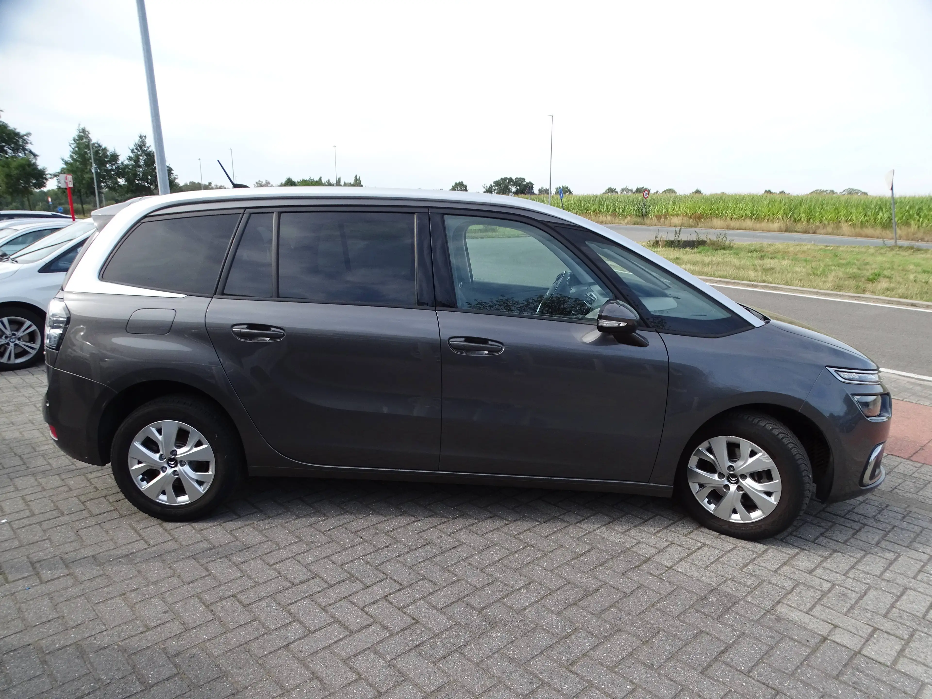 Citroen C4 SpaceTourer C4 Spacetourer 1.2 PureTech Feel S — photo 3
