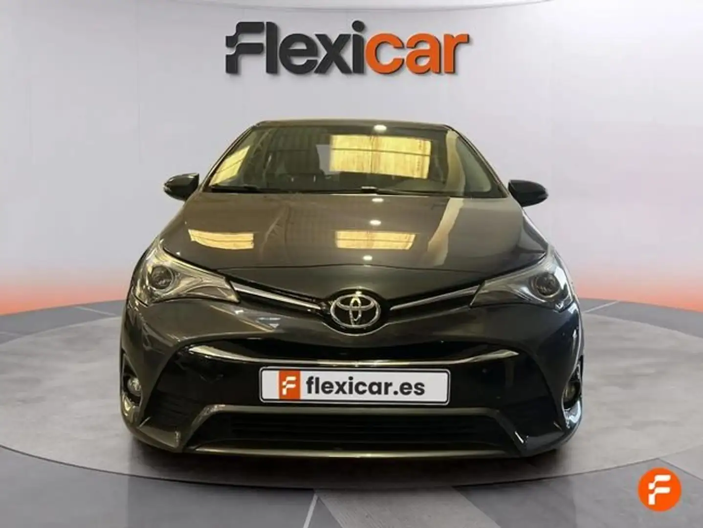 Toyota Avensis 150D Advance Gris - 1