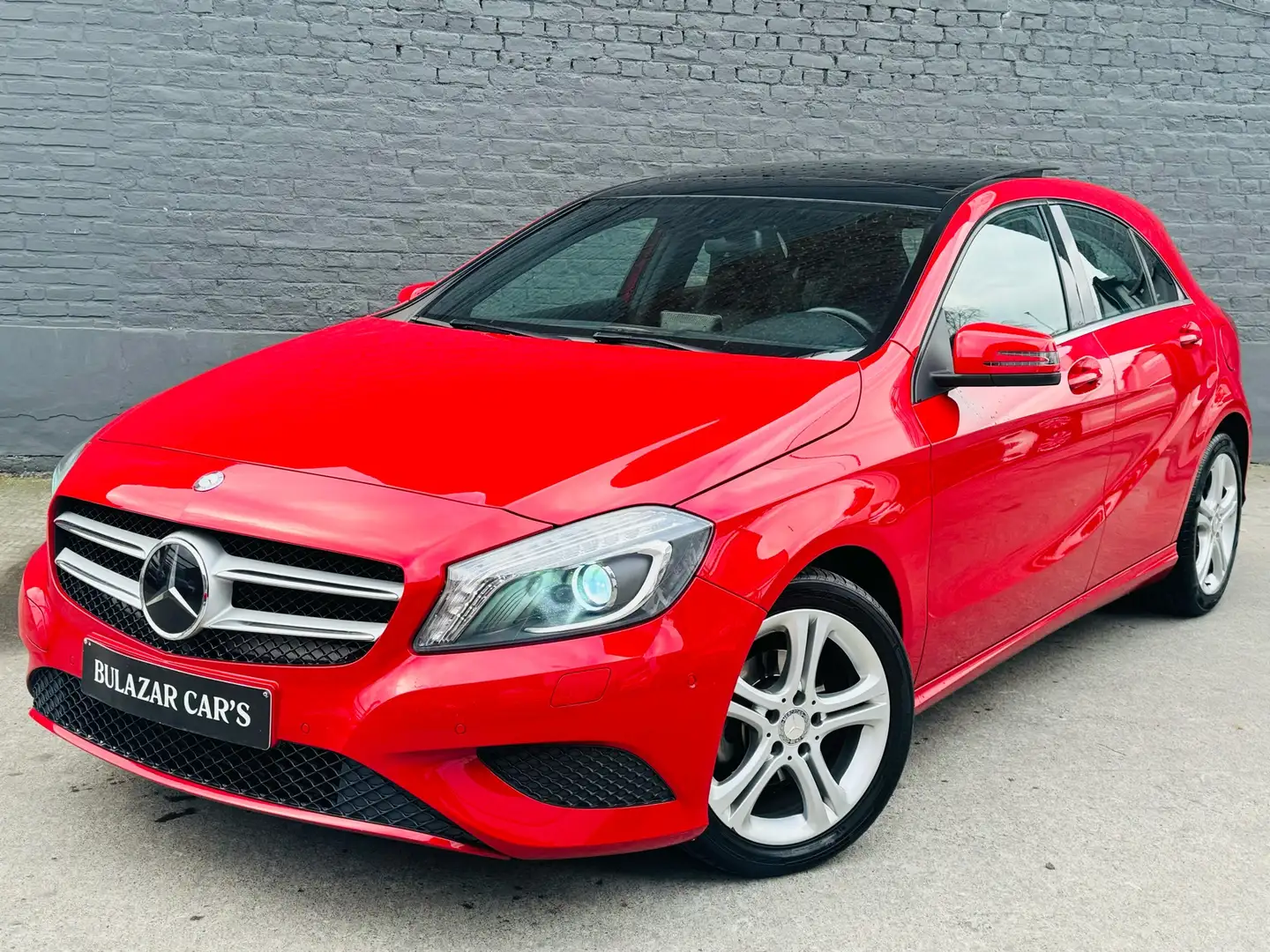 Mercedes-Benz A 180 CDI *TOIT PANO*CUIR*XENON*CARNET*1 ER %AIN*GARANTI Rood - 1