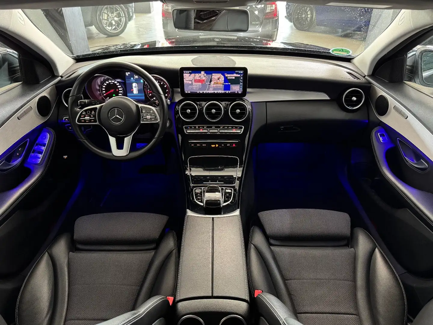 Mercedes-Benz C 180 T CGI 9GT FACELIFT 2X AVANTGARDE NAVI MBUX Noir - 1