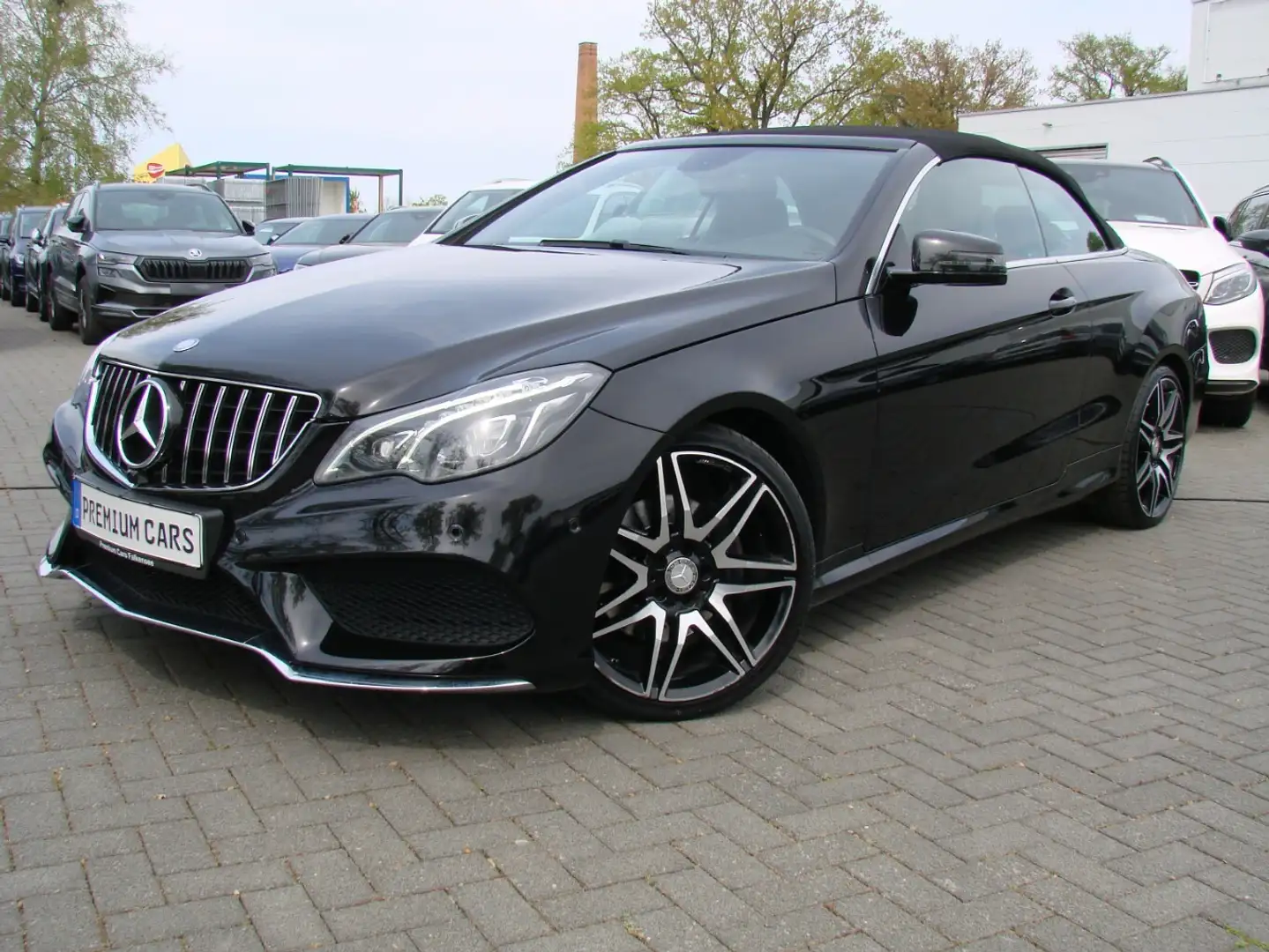 Mercedes-Benz E 350 Cabrio AMG Sportpaket Navi Leder LED Negro - 2