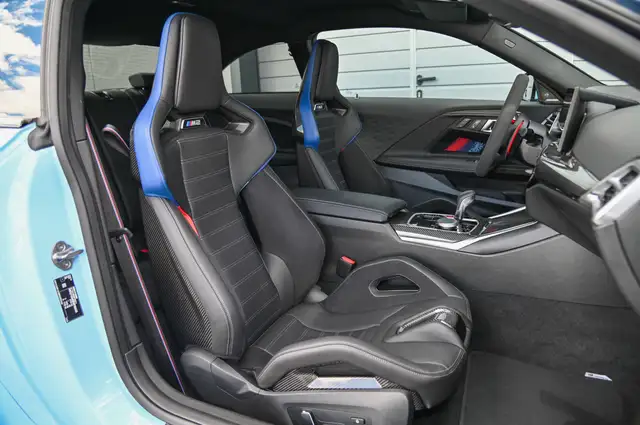 BMW M2 view 12