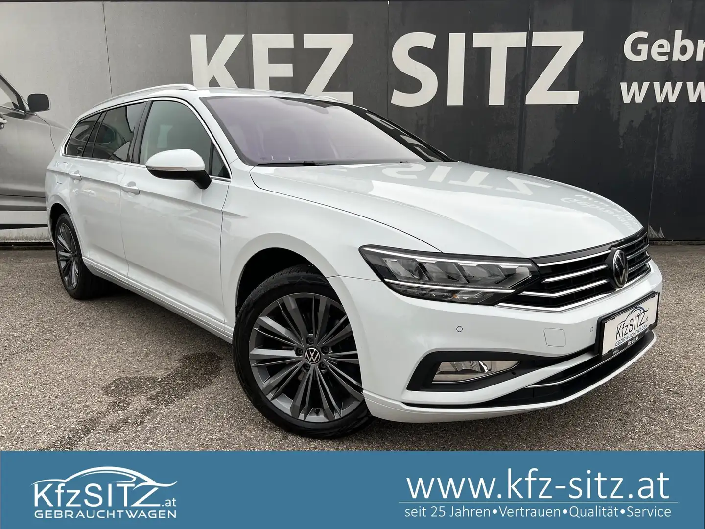 Volkswagen Passat Variant 2.0 TDI SCR Business DSG Weiß - 1