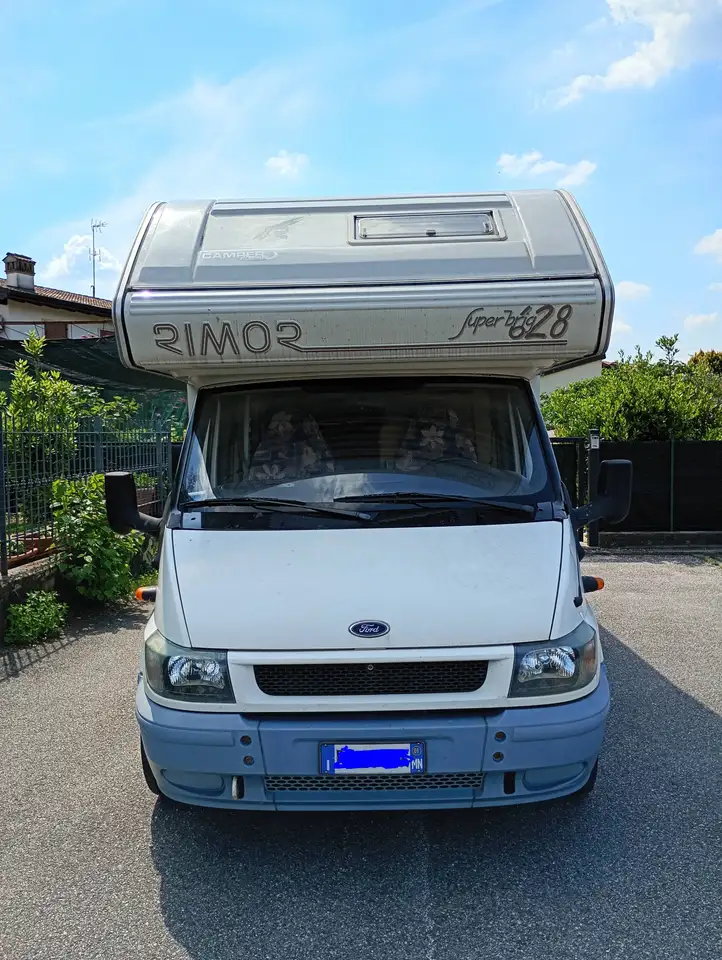Caravans-Wohnm Rimor Super brig 628, foto 3