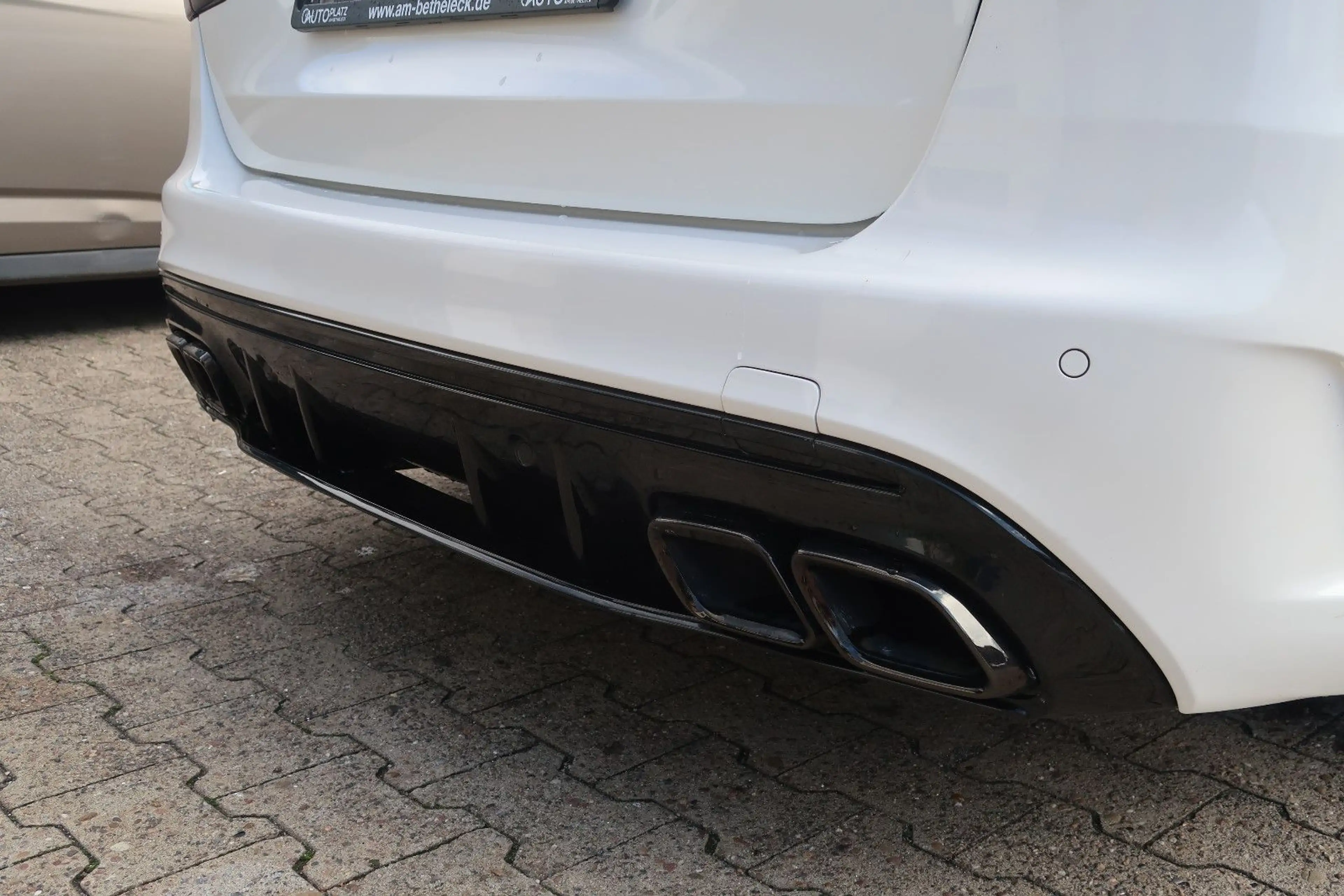 Mercedes-Benz C 250 T *AMG * BURMESTER * TÜV 08/27 — photo 9