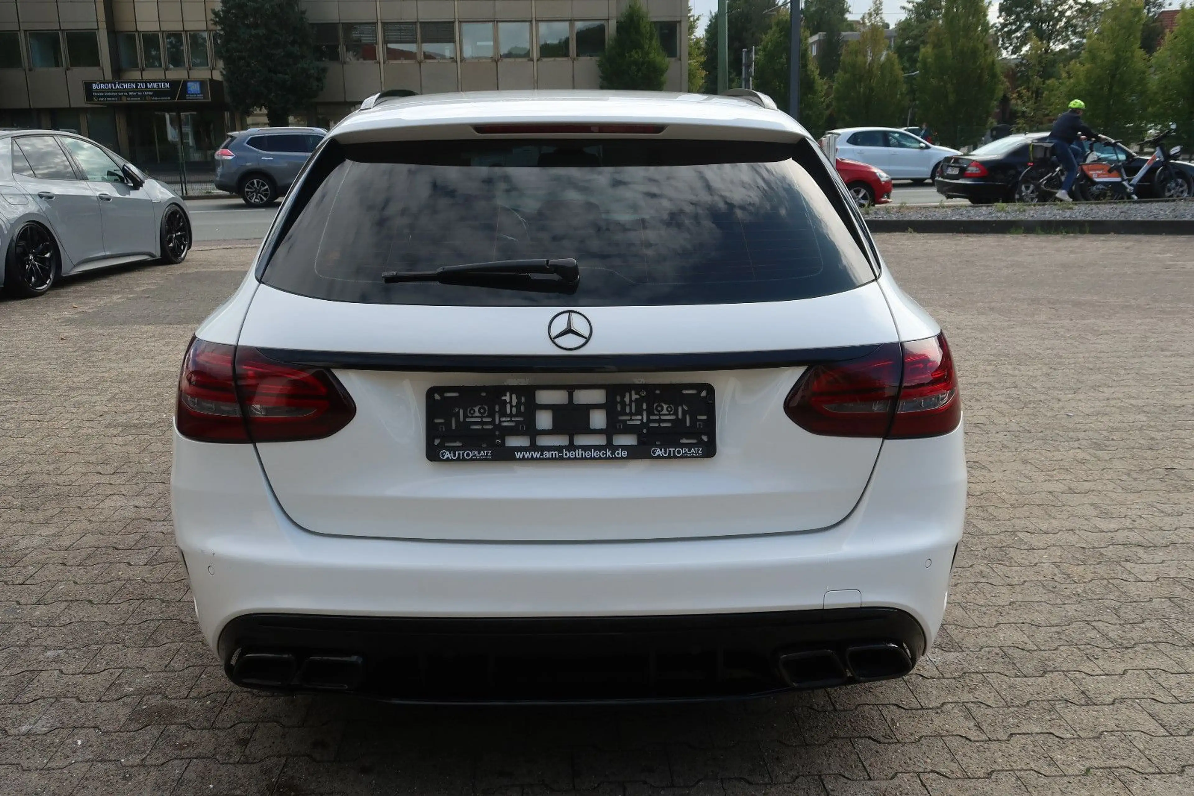 Mercedes-Benz C 250 T *AMG * BURMESTER * TÜV 08/27 — photo 7