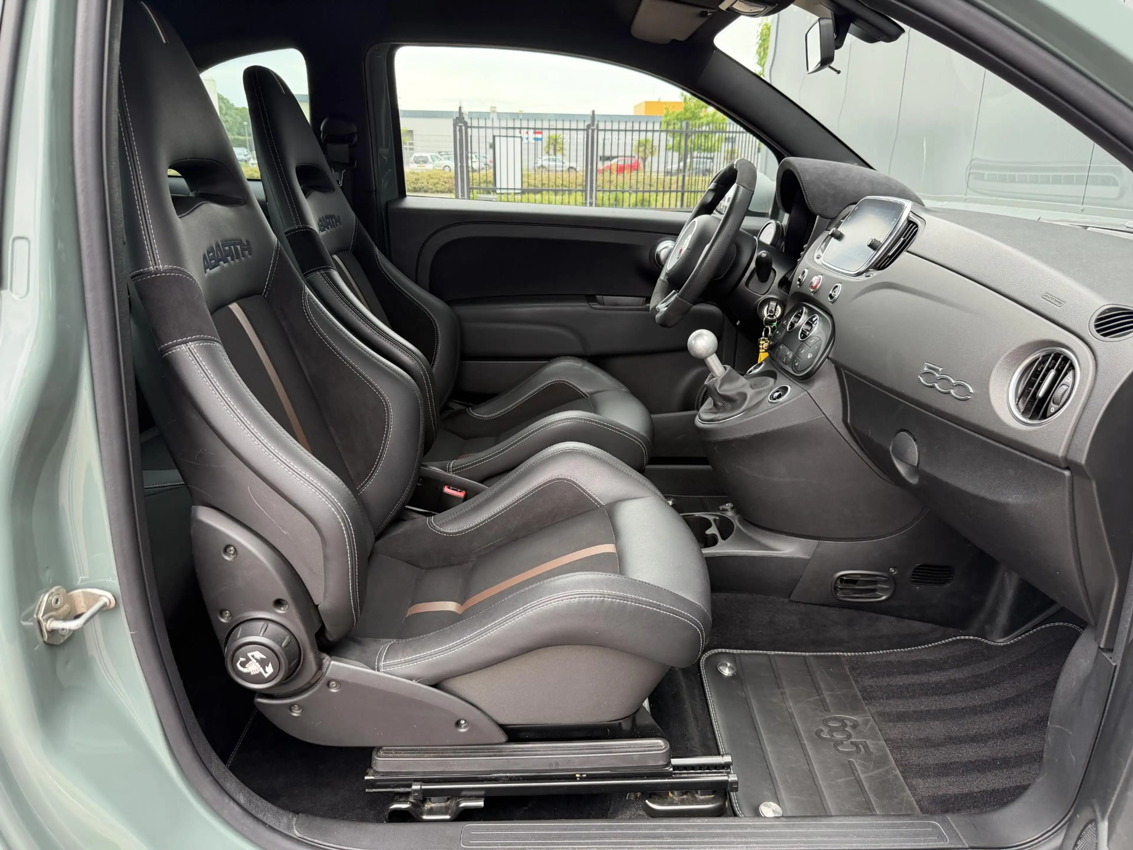 Abarth 695 1.4 T-Jet Anniversario 70 1e EIGENAAR | BTW | DEAL — photo 12