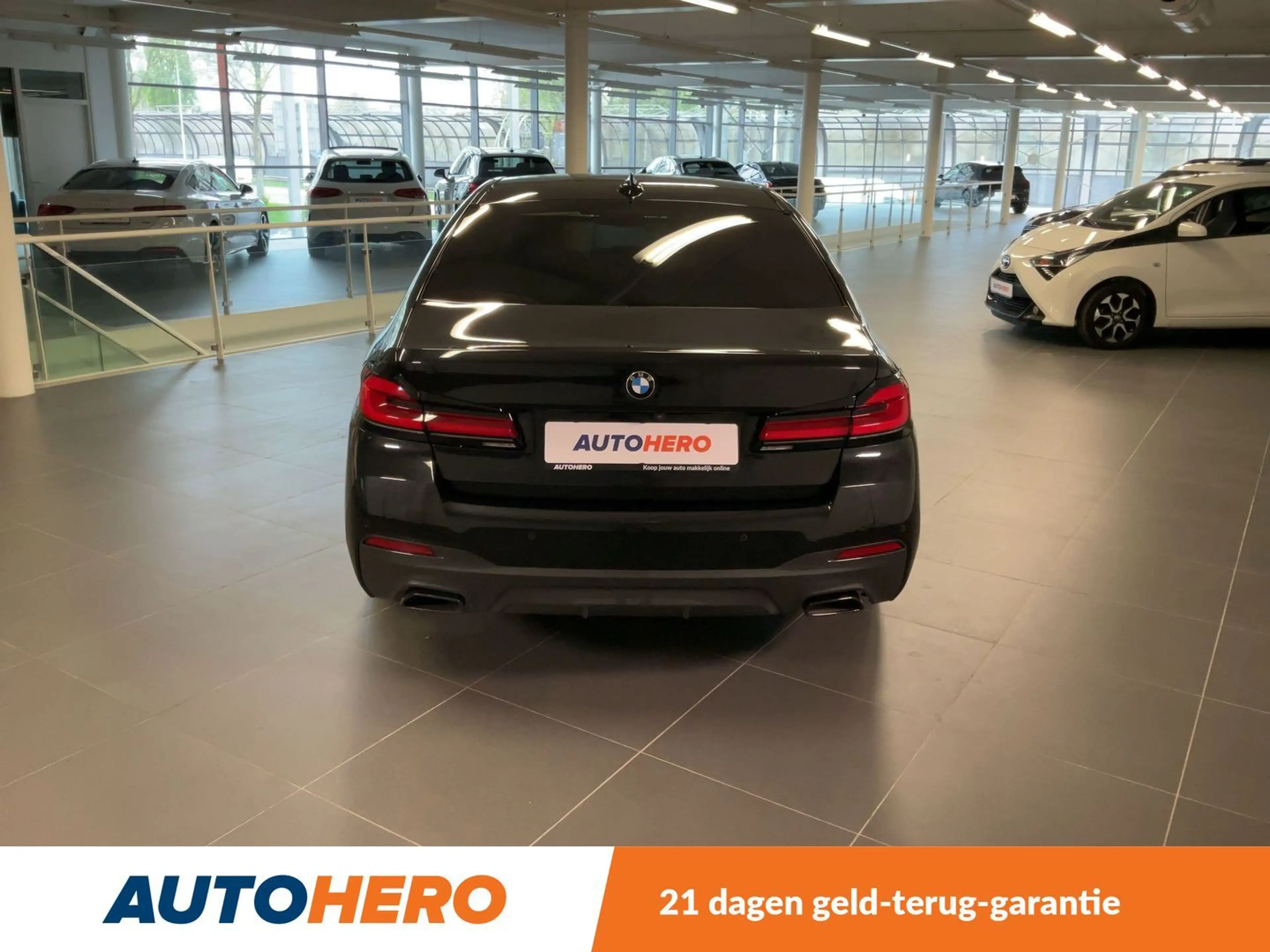 BMW 545 545e xDrive M Sport — photo 5