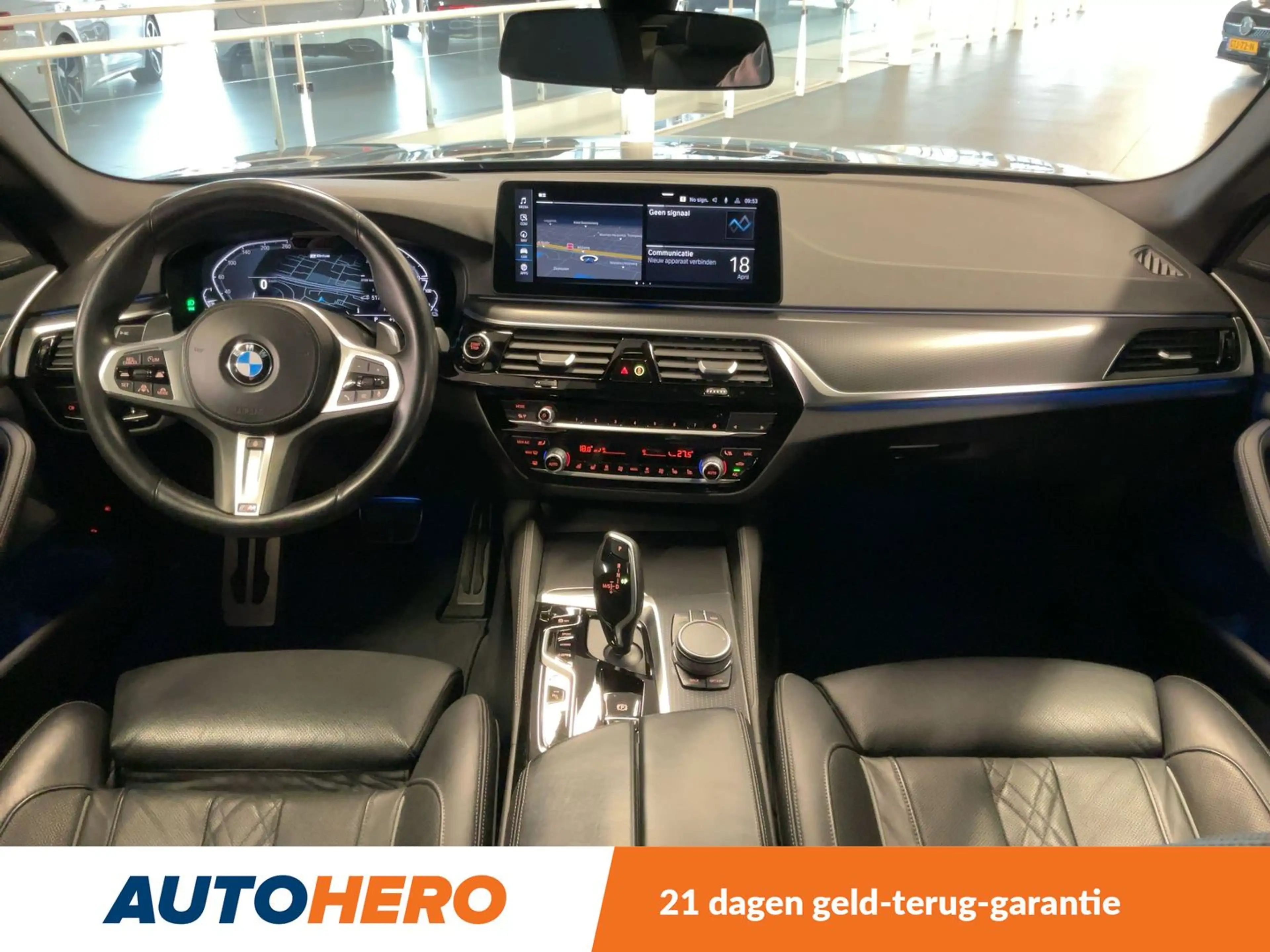 BMW 545 545e xDrive M Sport — photo 12
