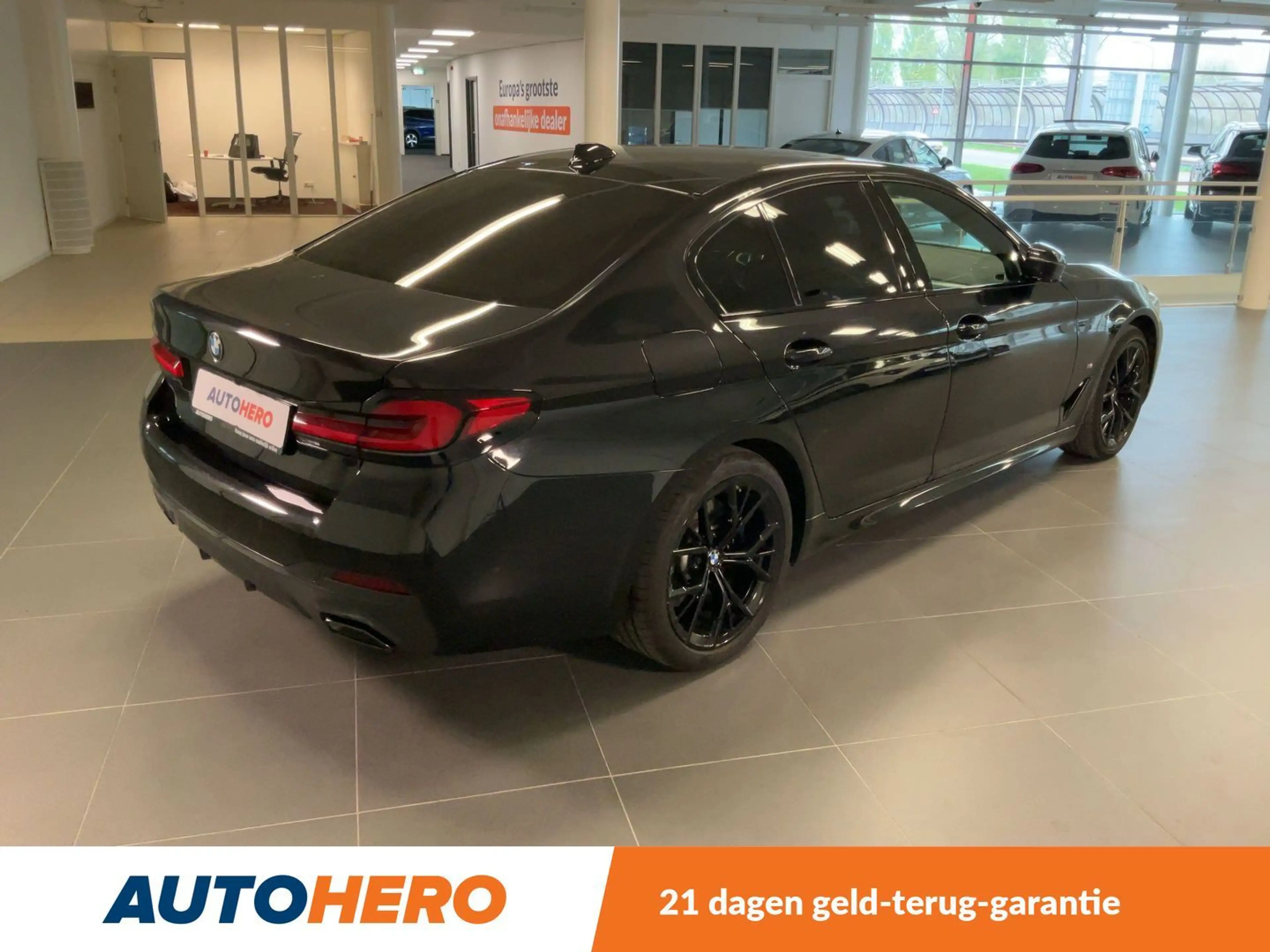 BMW 545 545e xDrive M Sport — photo 6