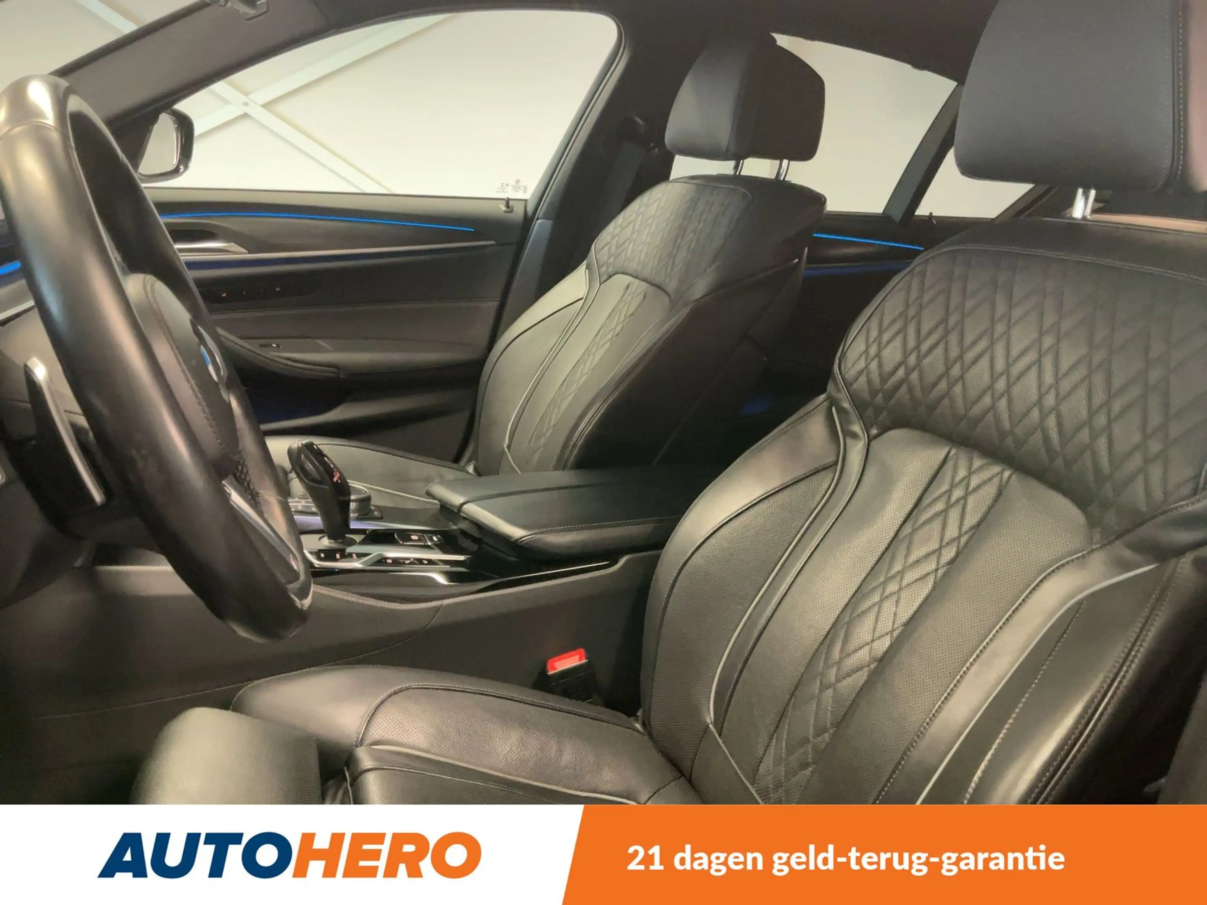 BMW 545 545e xDrive M Sport — photo 10