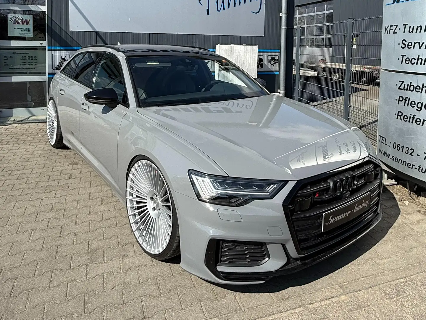 Audi S6 TDI Avant 22" Air SH Pano B&O Alc Sthz RS6 Grau Grey - 1