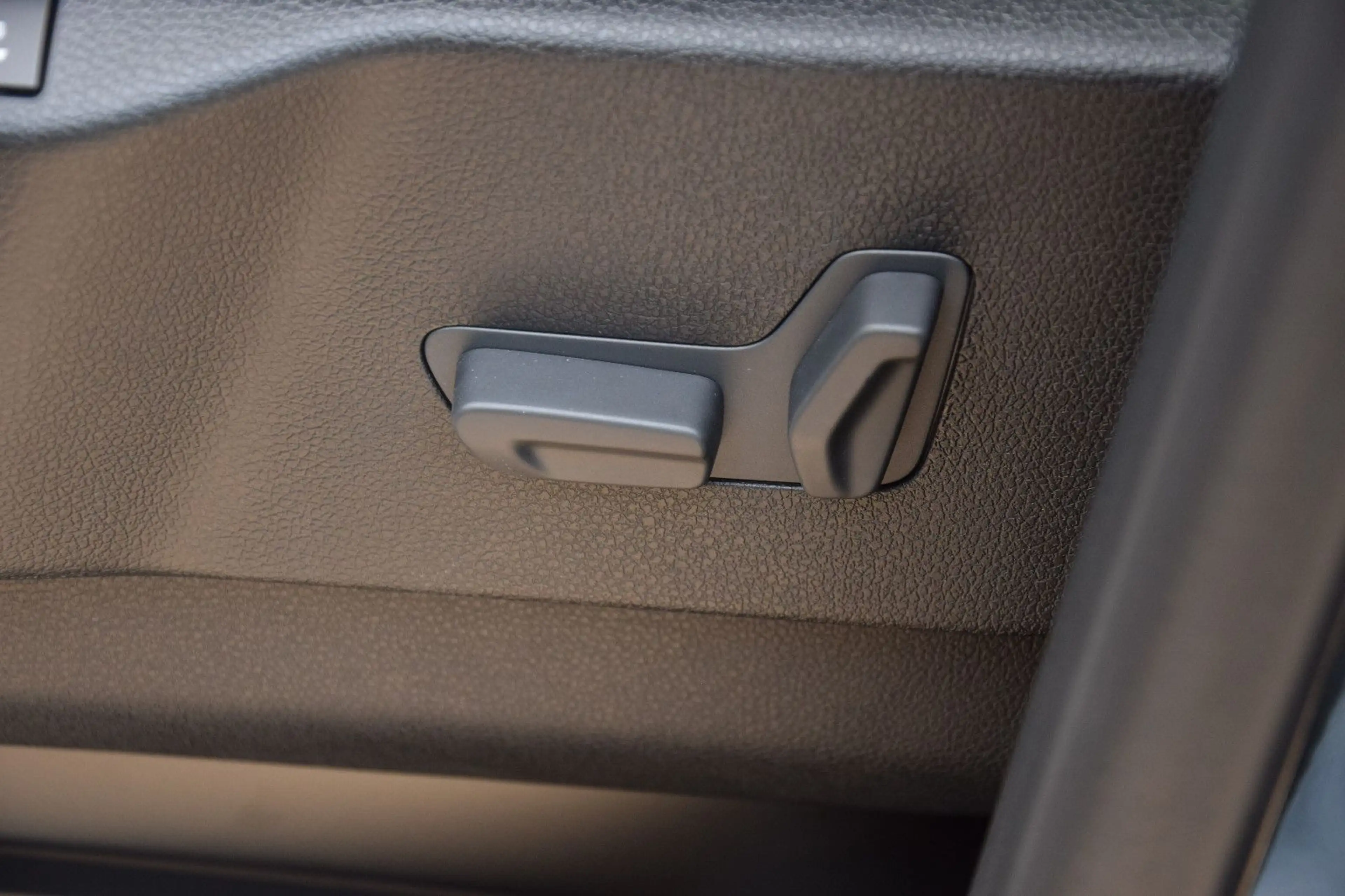 Opel Zafira Life ZAFIRA LIFE GS L3 PANO LEDER 7-SITZE TISCH AHK — photo 7