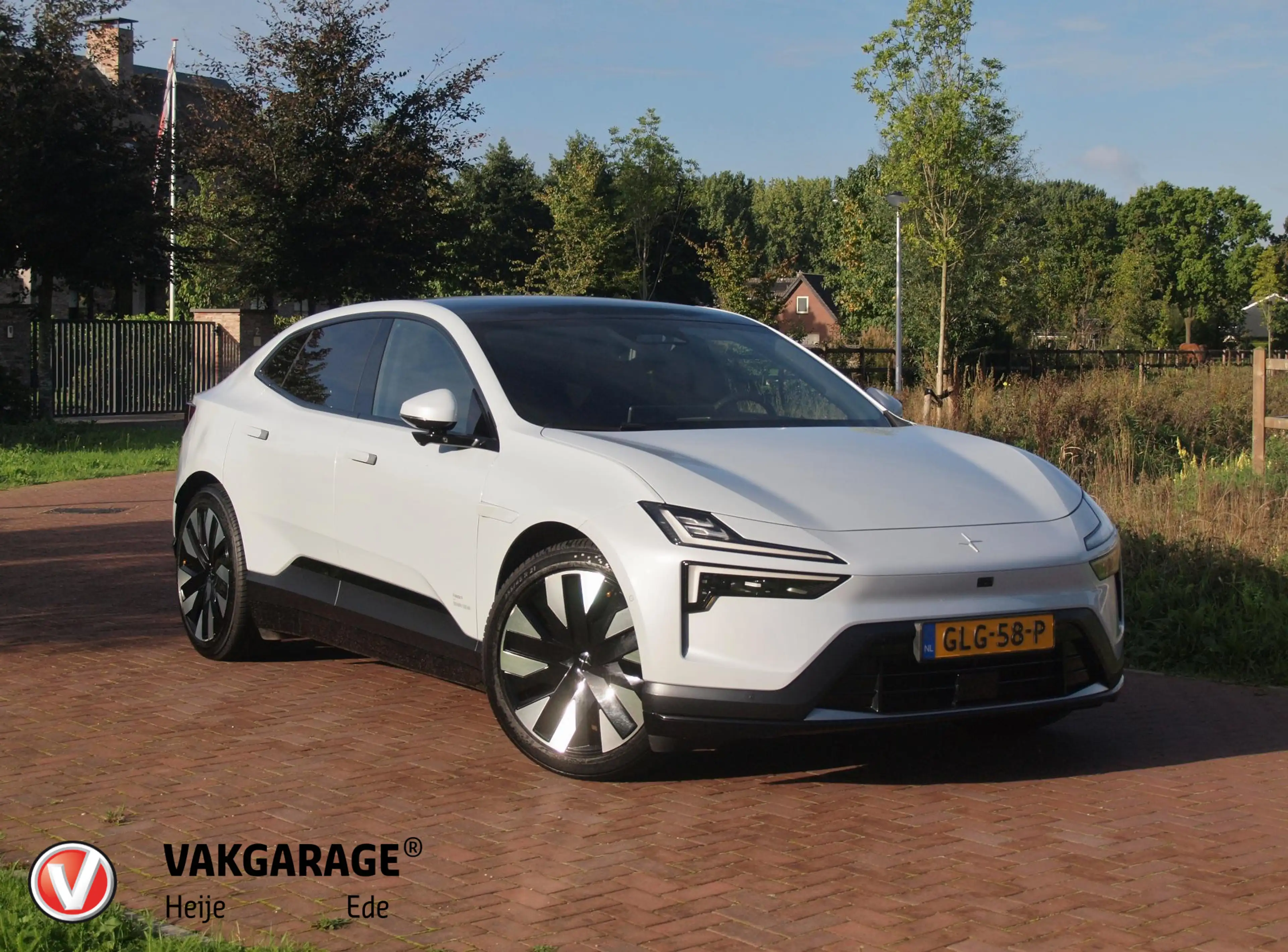 Polestar 4 Long Range Single motor 100 kWh | NL-Auto | Panora
