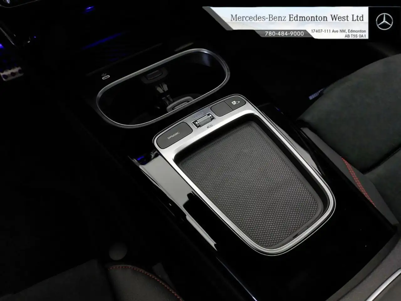 Mercedes-Benz CLA снимка Mercedes-Benz CLA