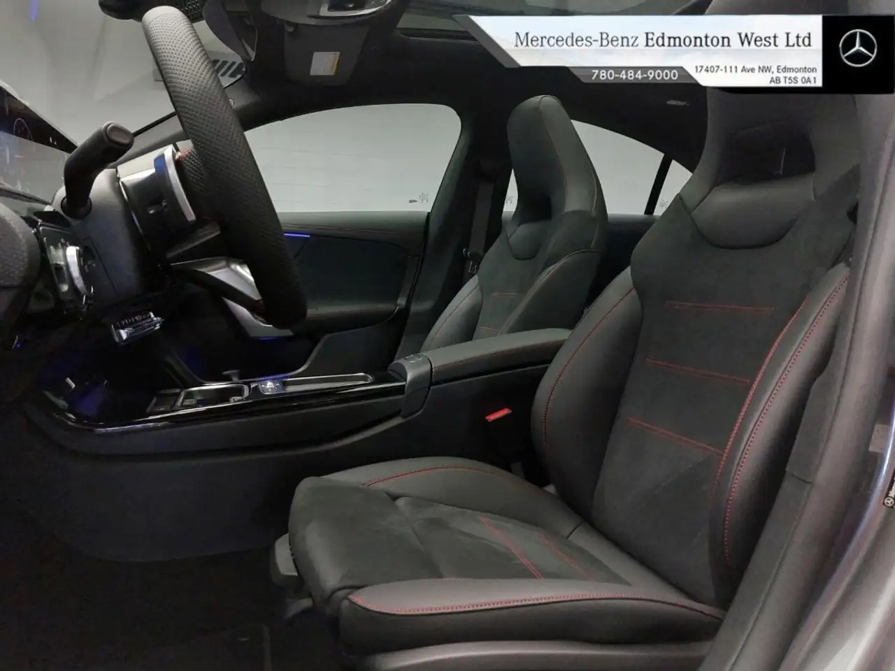 Mercedes-Benz CLA снимка Mercedes-Benz CLA