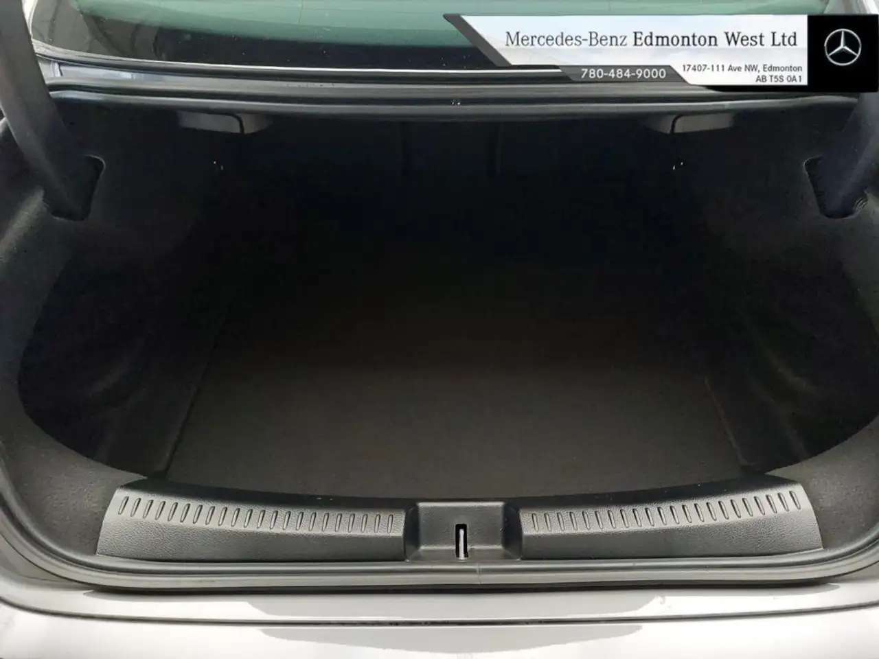 Mercedes-Benz CLA снимка Mercedes-Benz CLA
