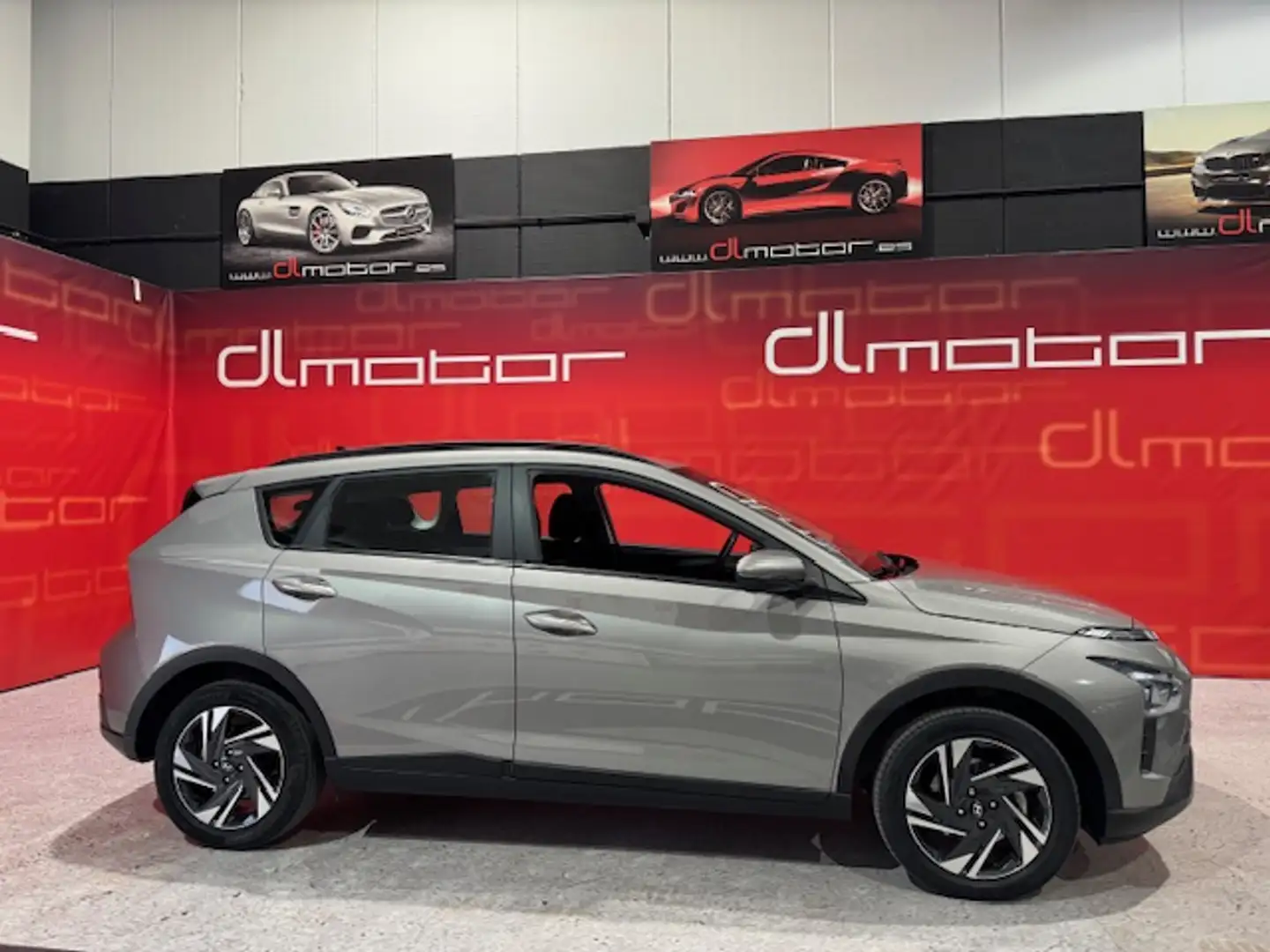 Hyundai BAYON 1.2 MPI Essence Grigio - 2