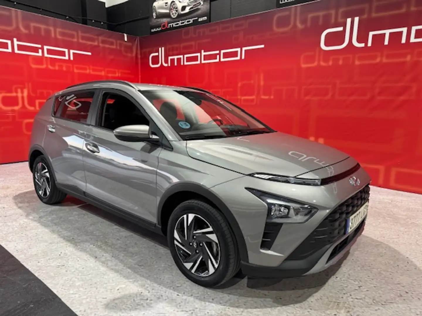 Hyundai BAYON 1.2 MPI Essence Grigio - 1