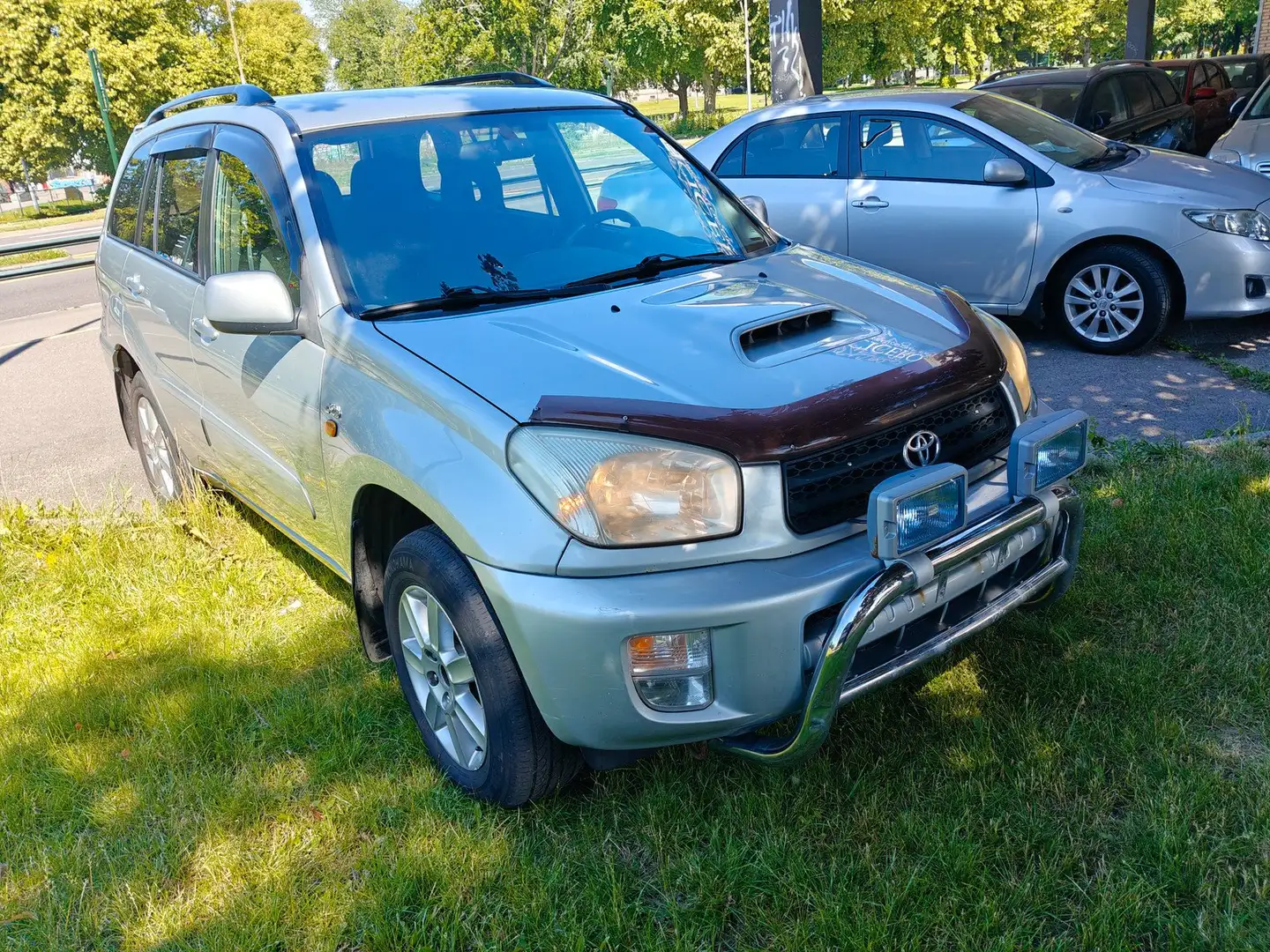 Toyota RAV 4 2.0 Turbo D4-D 16v 4x4 S Zilver - 2