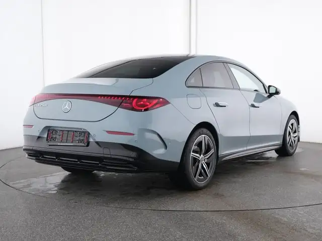 Mercedes-Benz Cla view 2