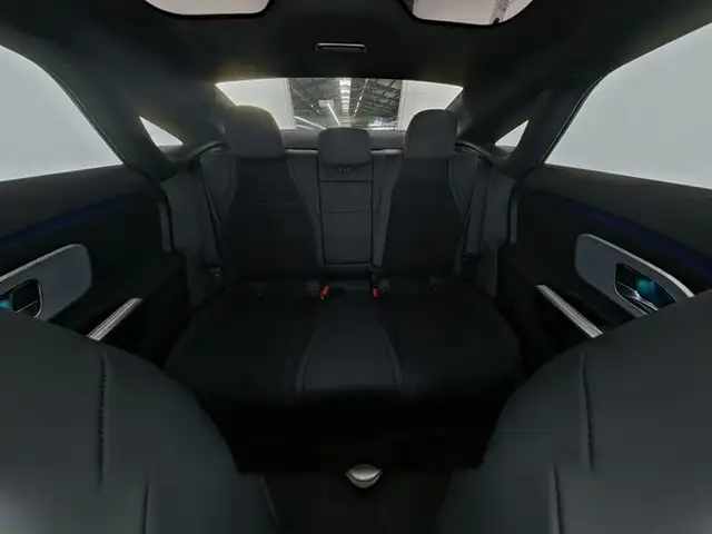 Mercedes-Benz Cla view 7