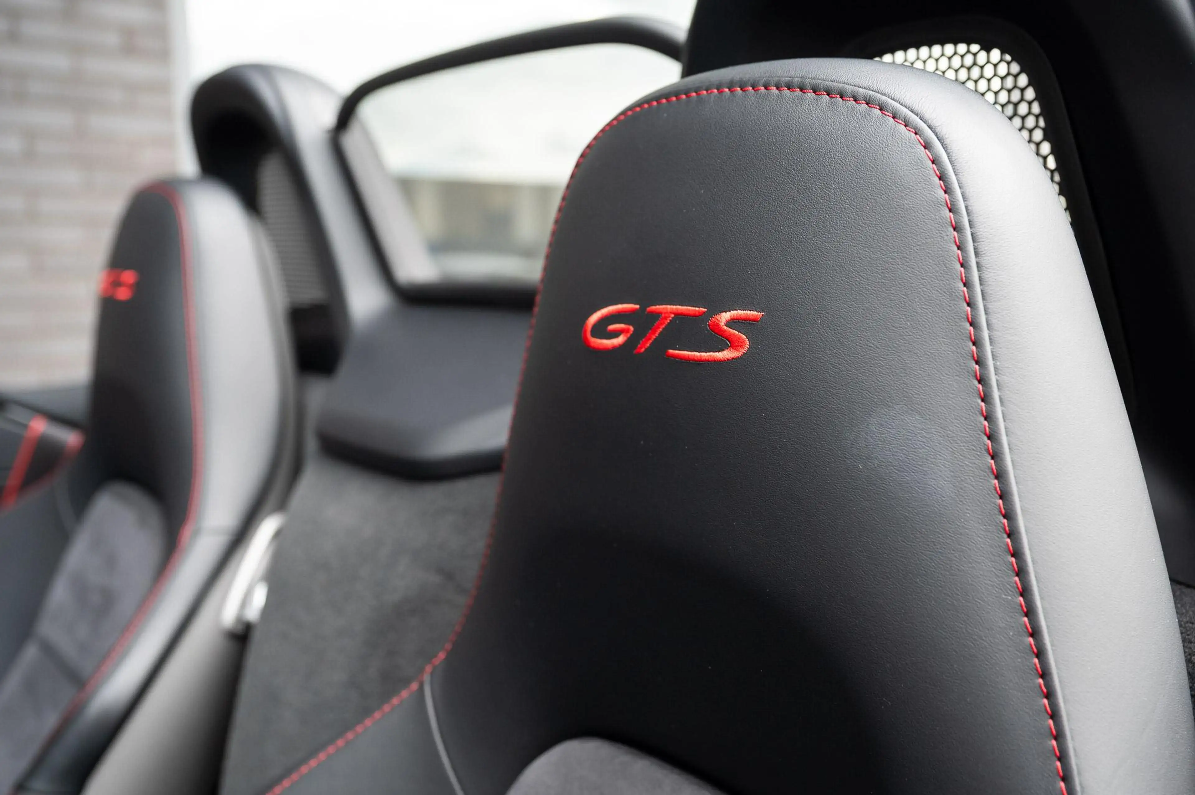 Porsche Boxster GTS 3.4 PDK — photo 14