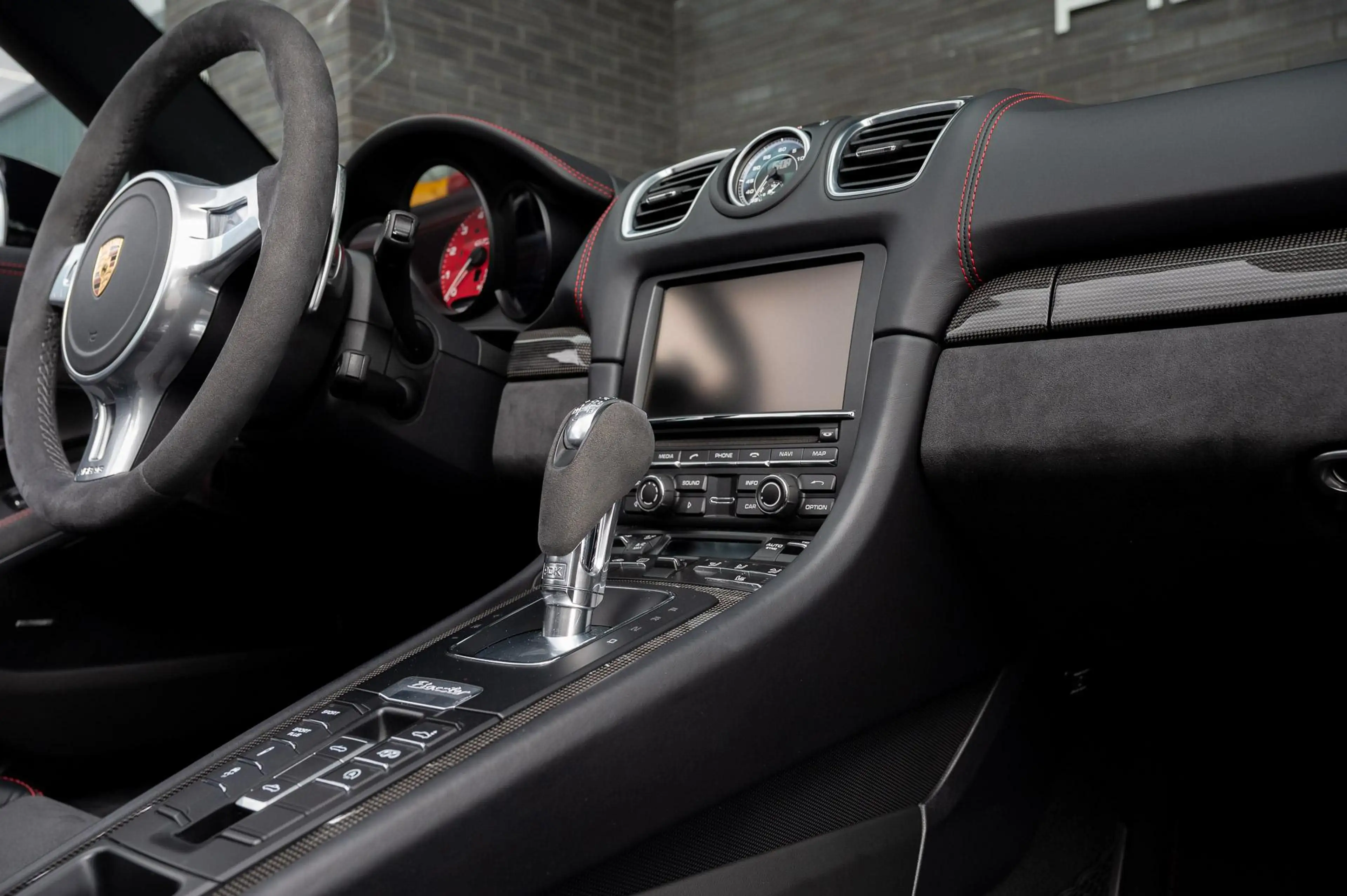 Porsche Boxster GTS 3.4 PDK — photo 17