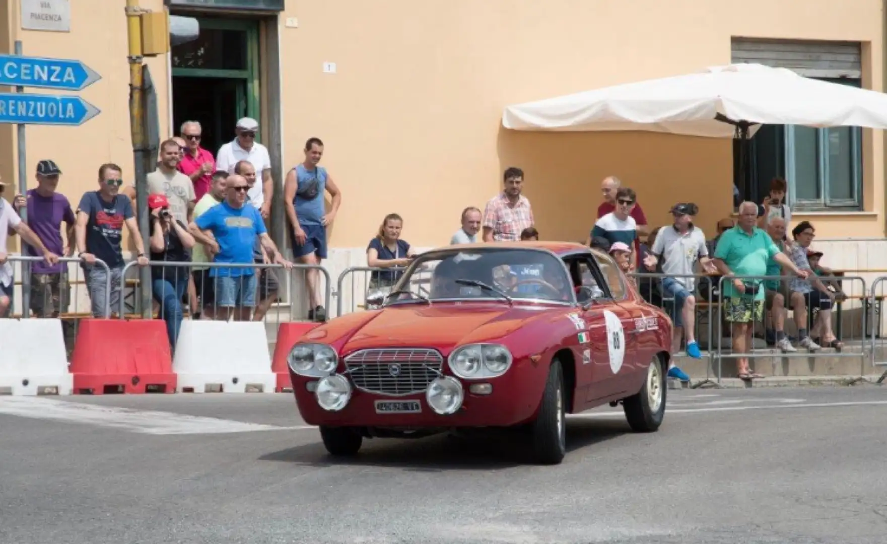 Lancia Flavia Zagato 1800 Rouge - 2