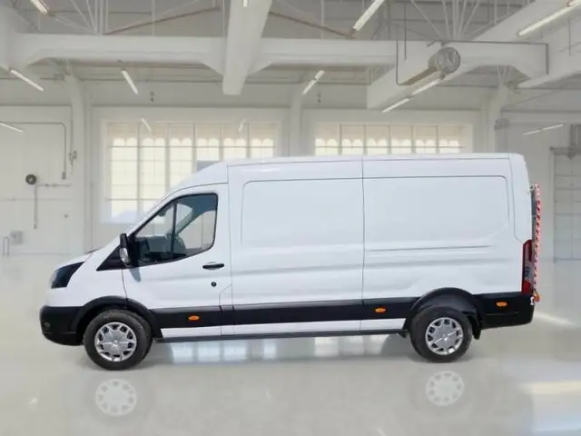 Ford Transit view 5