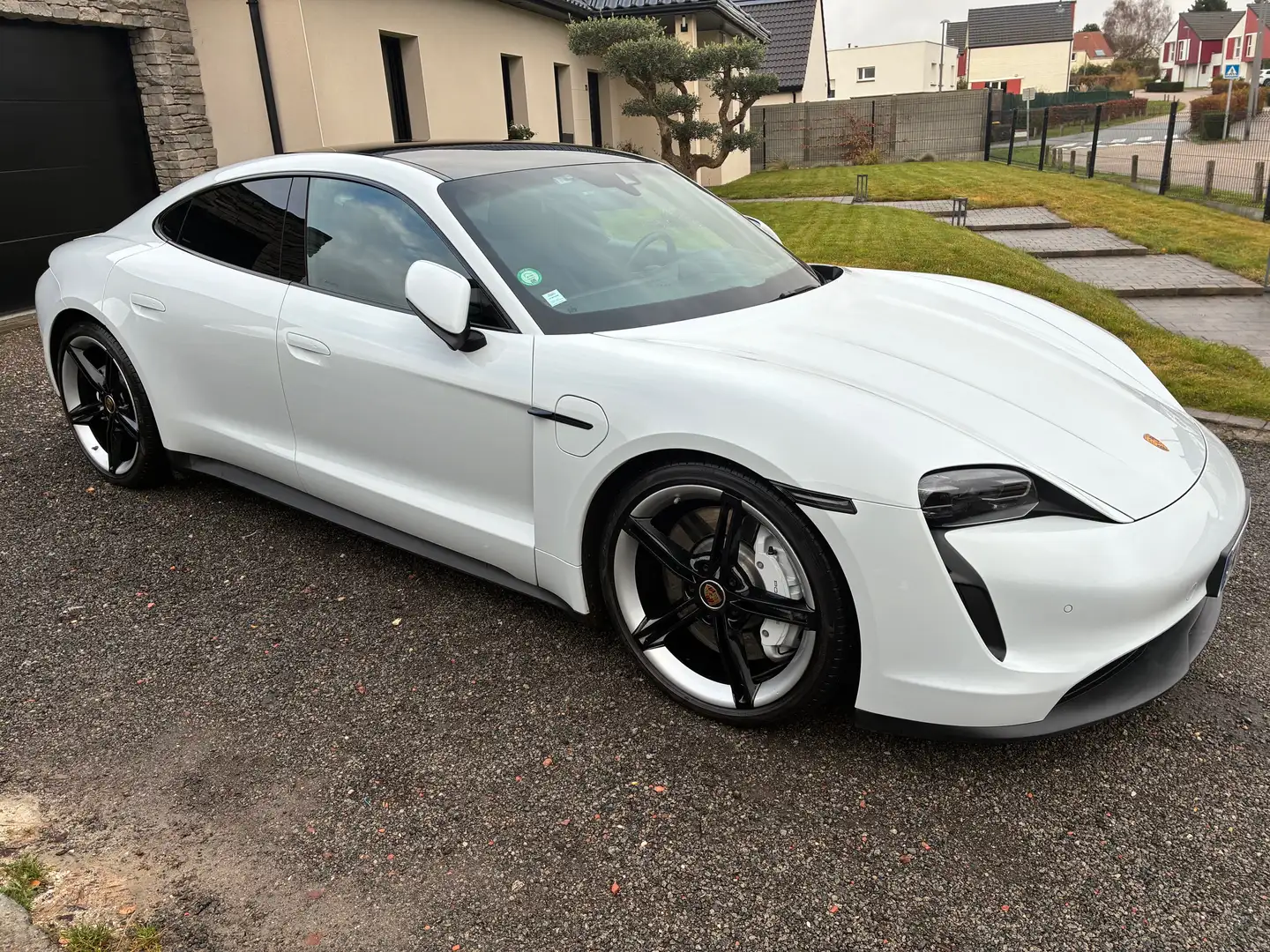 Porsche Taycan Taycan 4S 571 ch avec batterie performance plus Blanc - 2