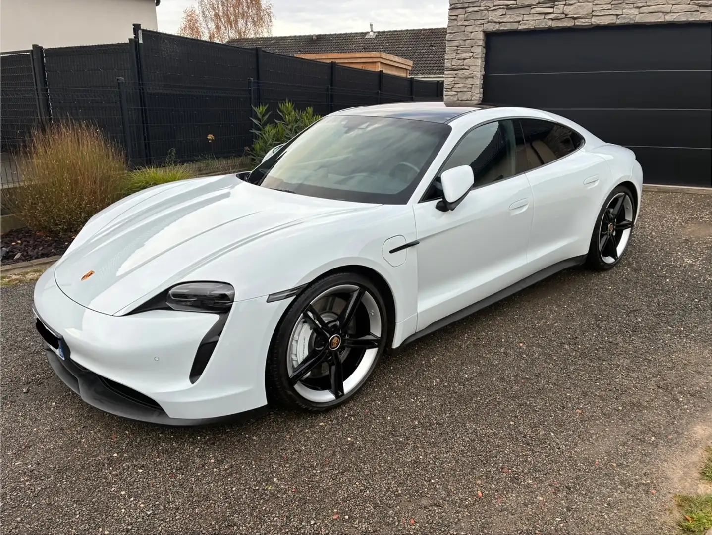 Porsche Taycan Taycan 4S 571 ch avec batterie performance plus Blanc - 1