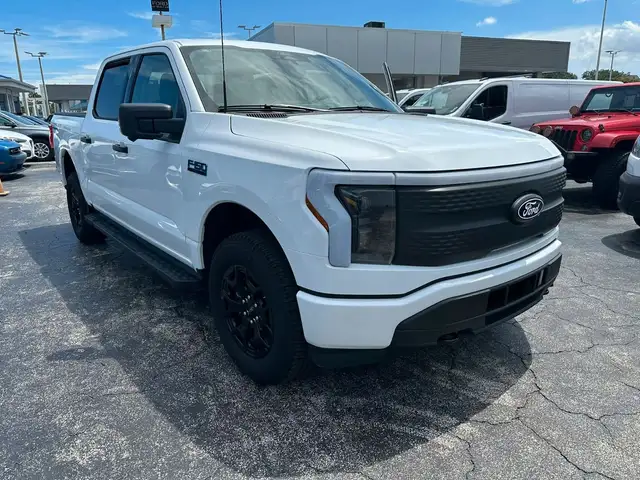 Ford F 150 Lightning XLT 2025 2800KM!! im Vorlauf +20