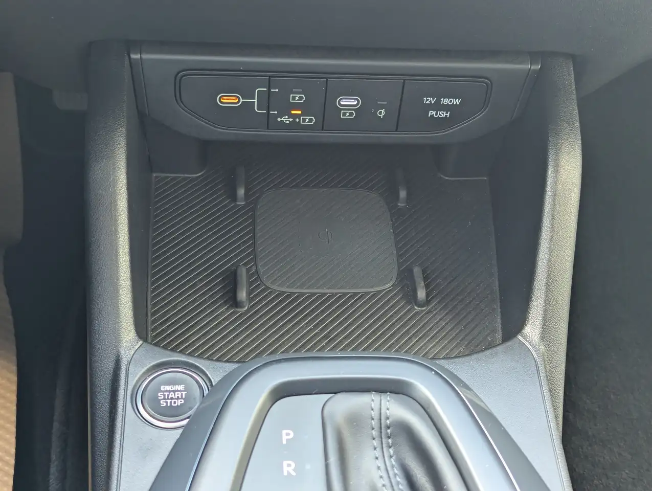 Kia K4 снимка Kia K4