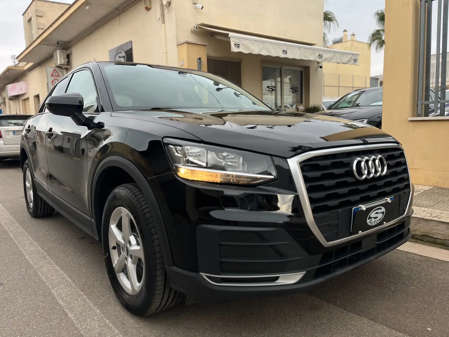 Audi Q2 1.6 TDI 116Cv Business S-tronic Nero - 2