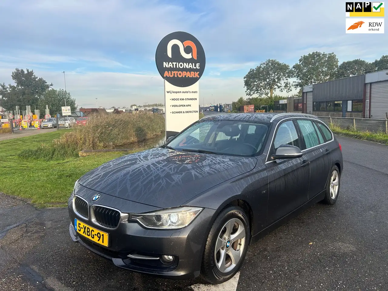 BMW 320