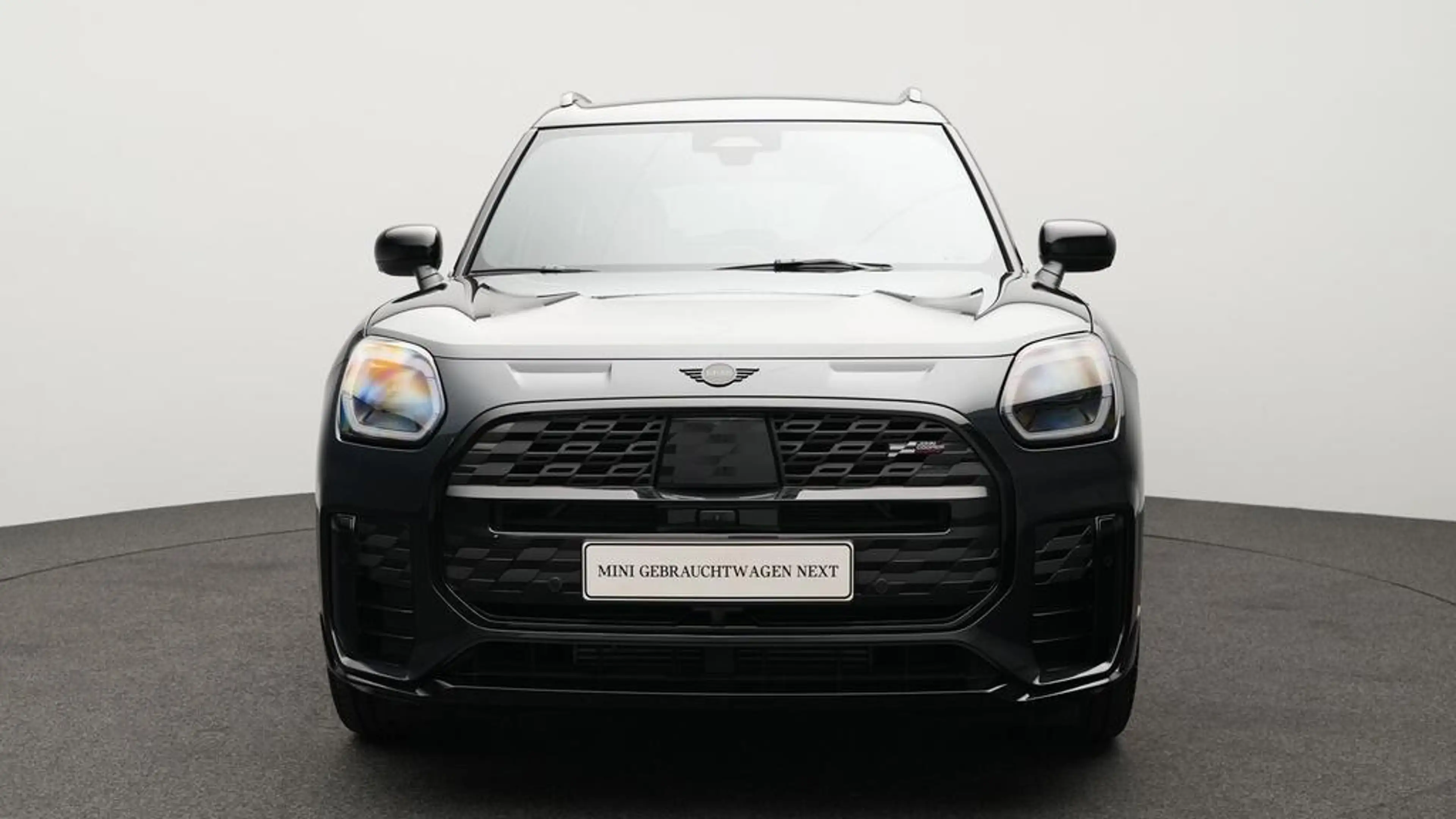 MINI Countryman S All4 John Cooper Works Trim — photo 15