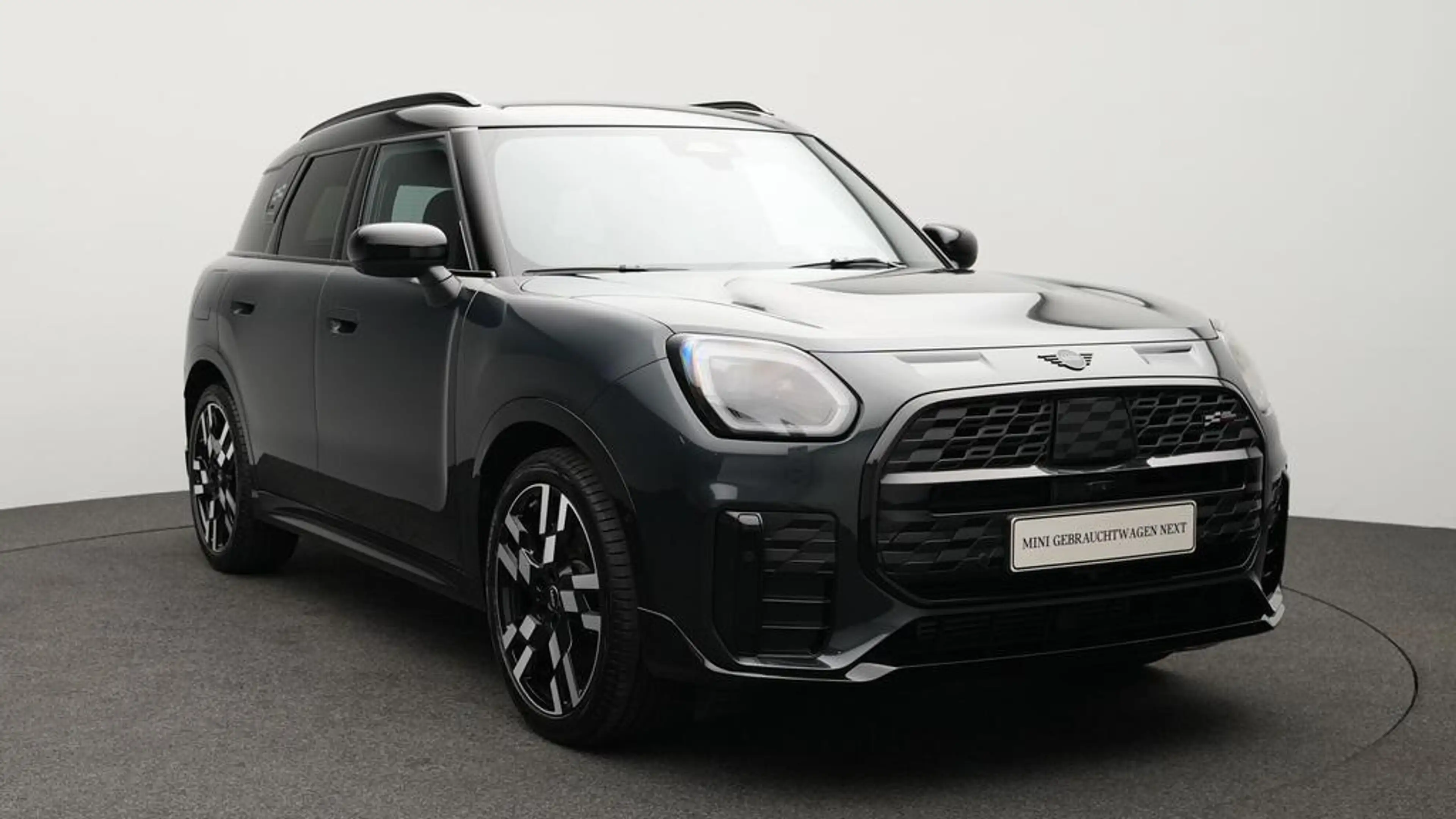 MINI Countryman S All4 John Cooper Works Trim — photo 14