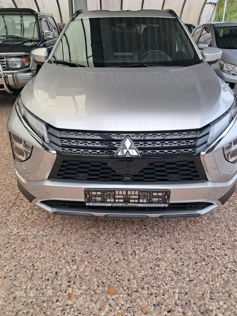 Mitsubishi Eclipse Cross PHV PLUS 2.4 MIVEC 4WD AHK Argintiu - 2