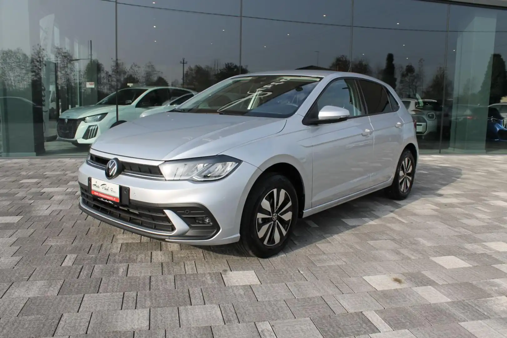 Volkswagen Polo 1.0 Edition Plus Argento - 2