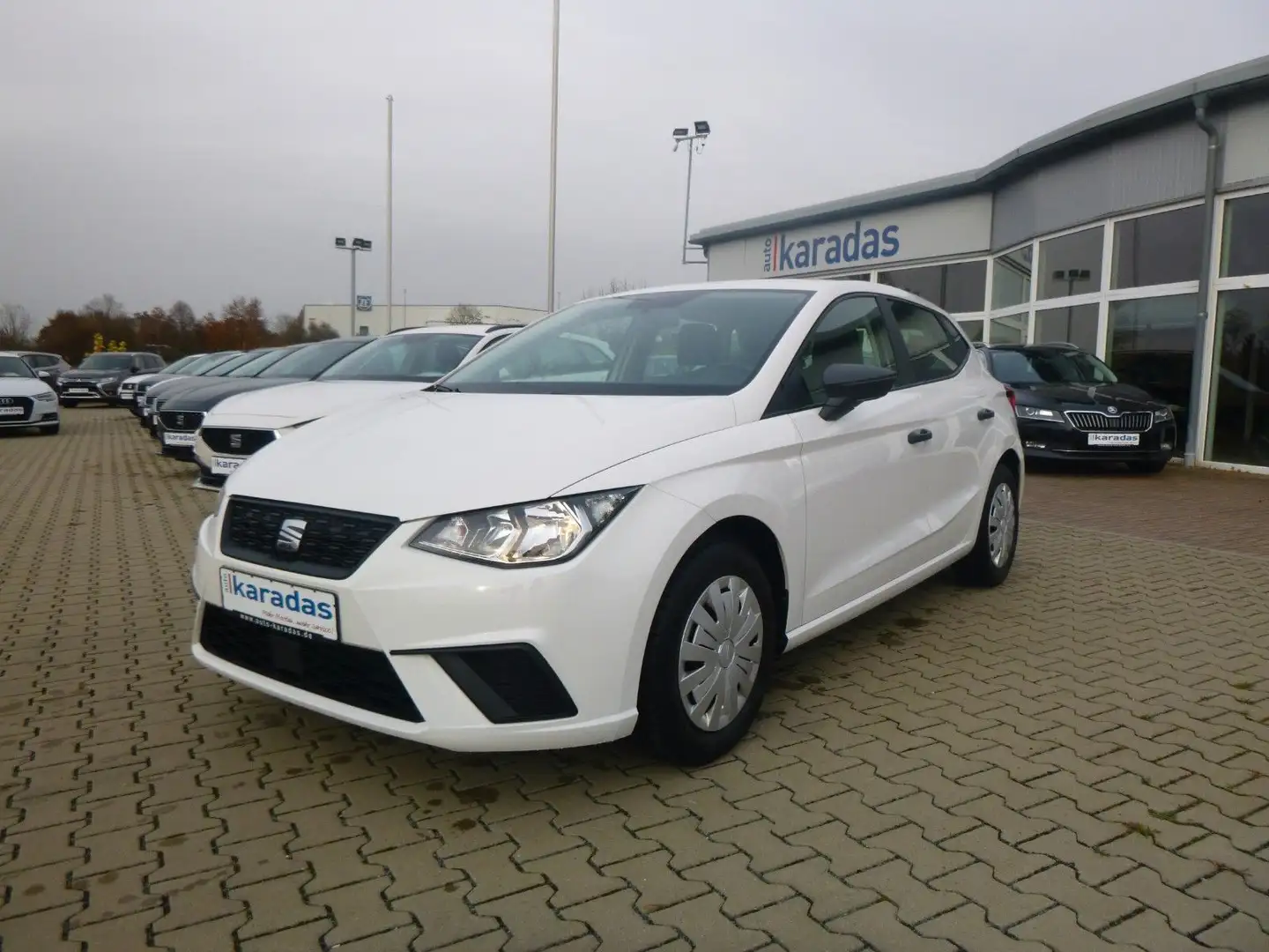 SEAT Ibiza 1,0 MPI Reference 34.304KM/Klima Weiß - 1