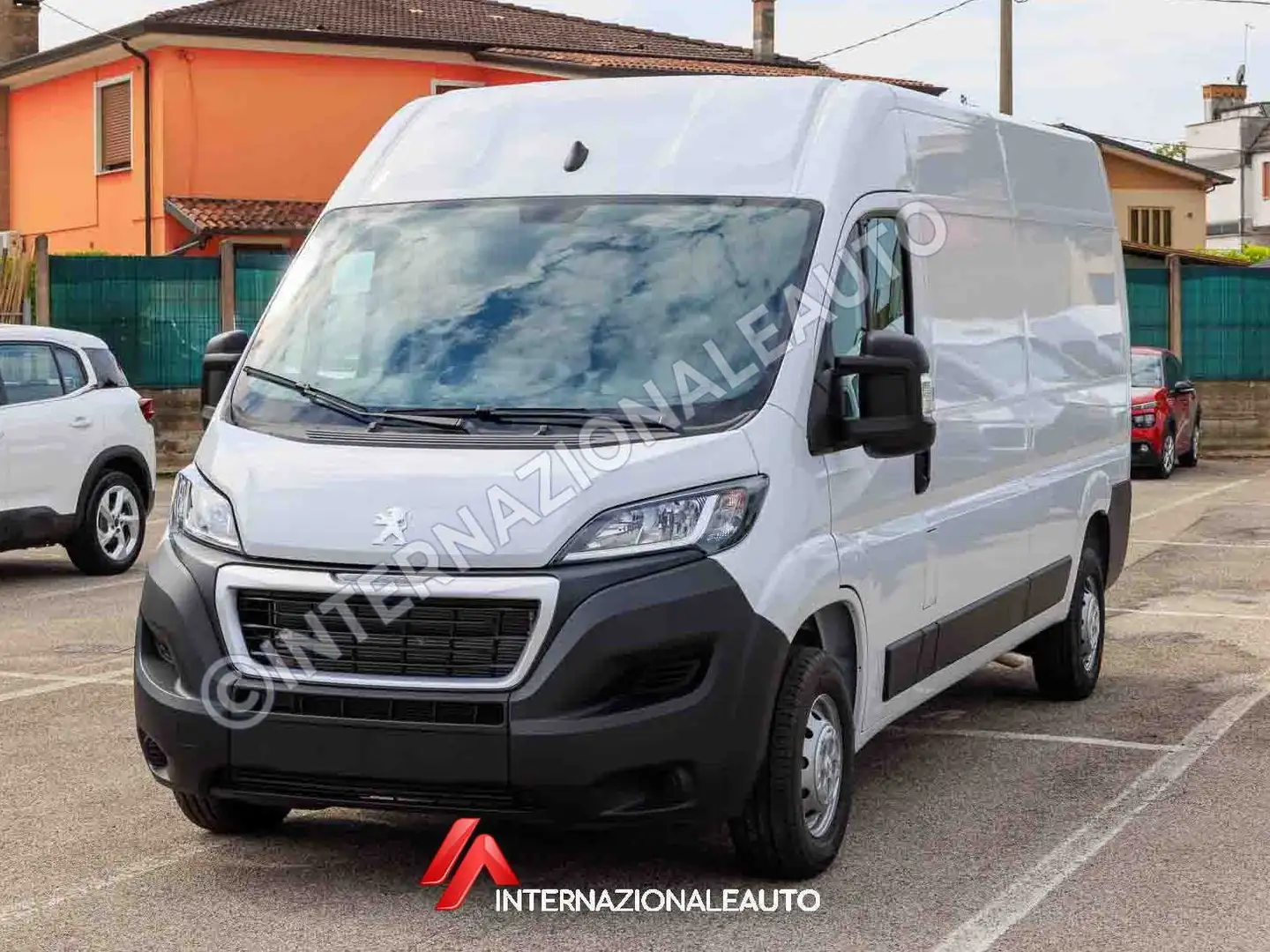 Peugeot Boxer 335 L3 H2 BlueHdi 140CV Bianco - 1