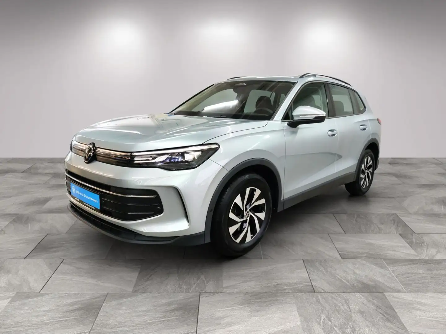 Volkswagen Tiguan Life 1.5 eTSI neuesMod/AHK/Standhz/04.29G Silber - 2