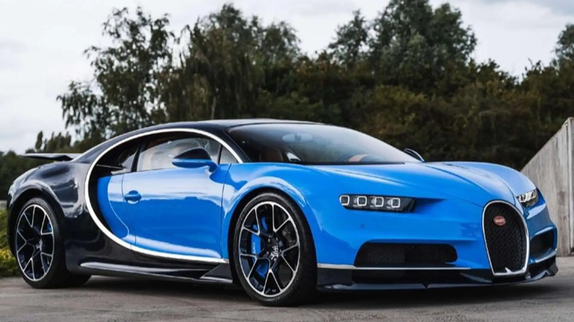 Bugatti Chiron Kék - 2